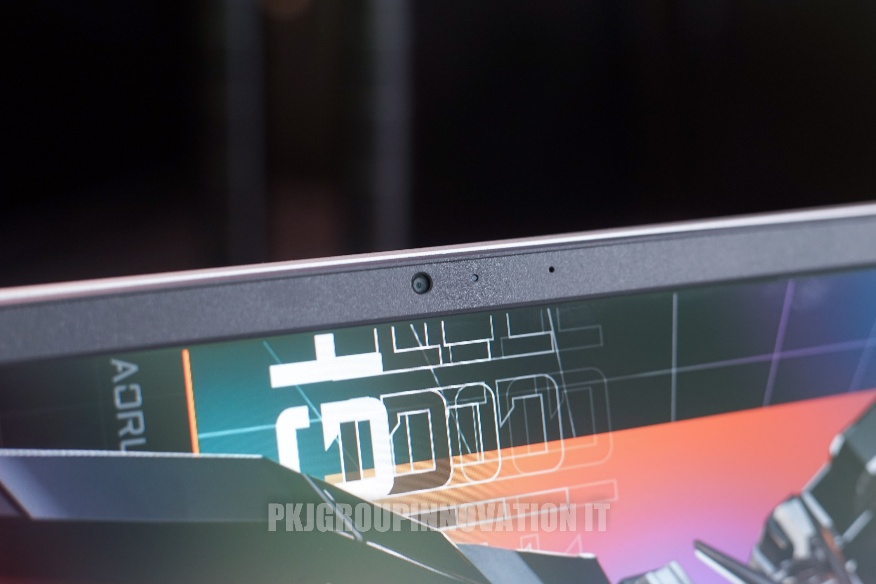 โน๊ตบุ๊คทำงานมือสอง Dell Inspiron 15 3511 * มีตำหนิตามขอบเครื่อง *