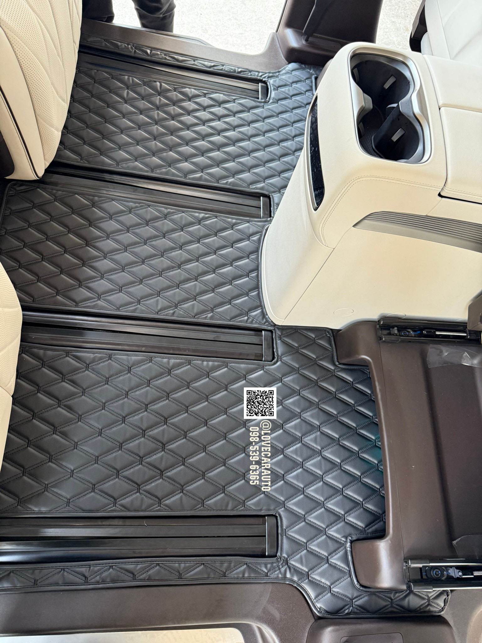 พรมปูพื้นรถยนต์ 6D BYD Denza D9 พรมvvip สีดำด้ายดำ เต็มคัน