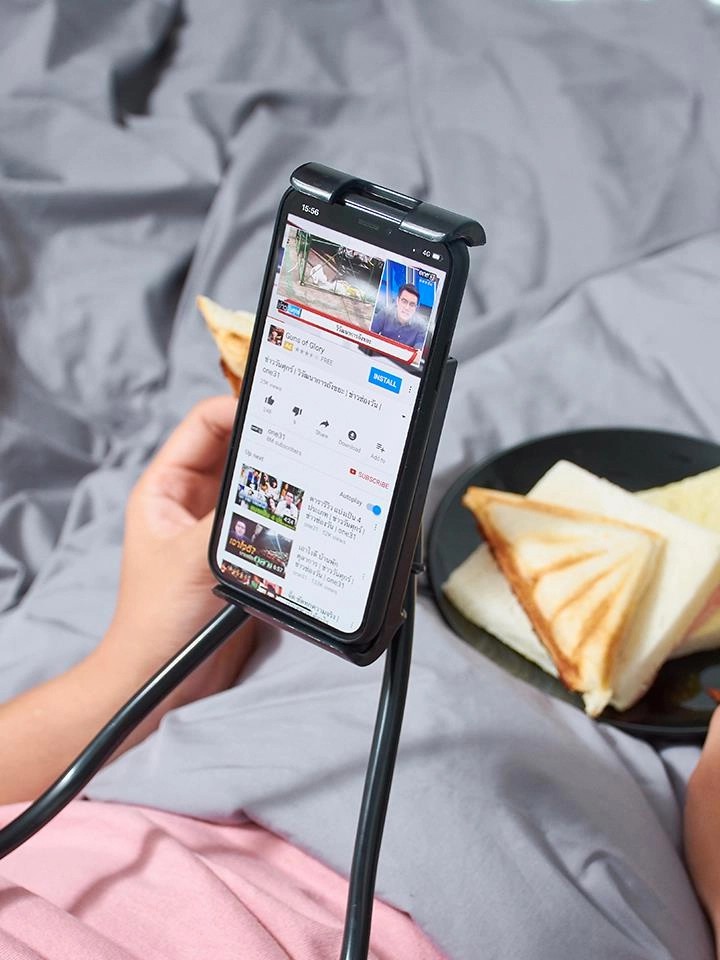 รหัสสินค้า 035 แท่นวาง โทรศัพท์มือถือ แบบคล้องคอ