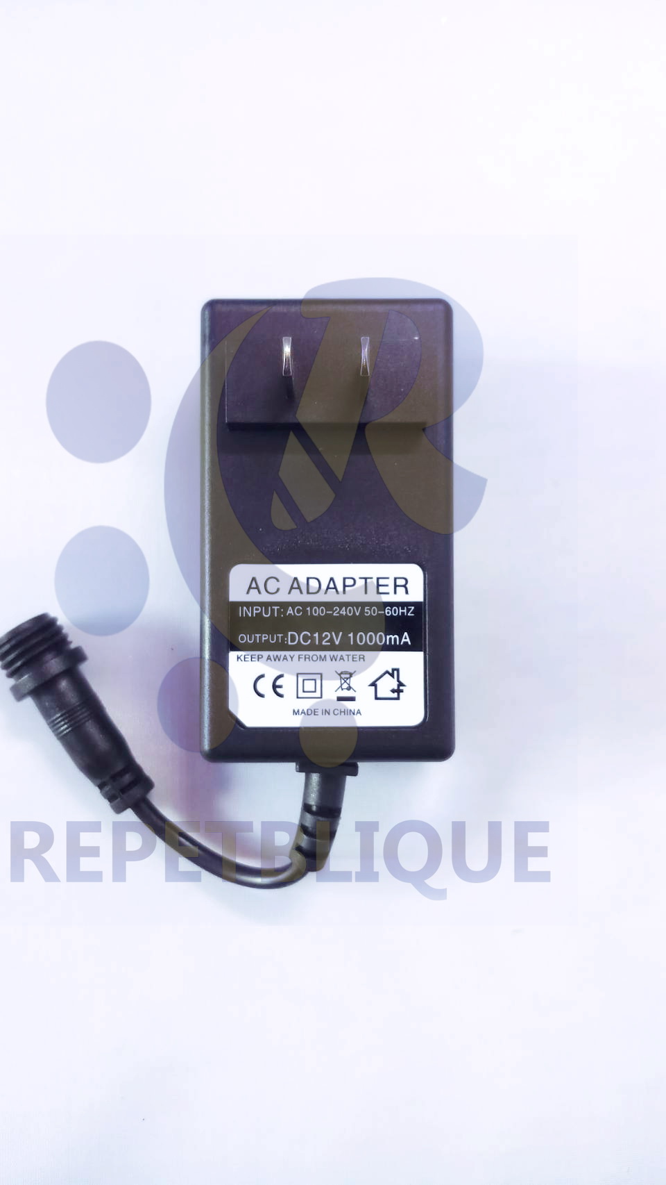LED M40 Daylight (ขาวล้วน) โคมไฟตู้ปลา ไฟตู้ปลา ประกัน 3 เดือน ไฟติดข้างตู้ ตู้ 18-20 นิ้ว ขาปรับองศาความสูงได้