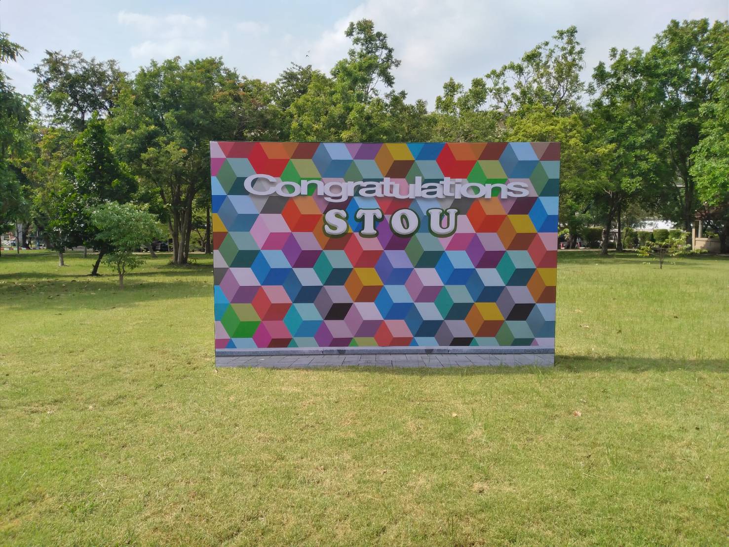 รับทำป้ายถ่ายรูป ป้ายถ่ายรูปพร๊อพอัป งานป้ายถ่ายรูปงานรับปริญญา