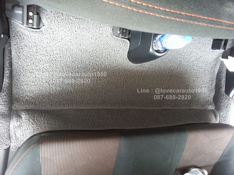 พรมปูรถเข้ารูป โตโยต้า ยาริส Toyota Yaris 2015