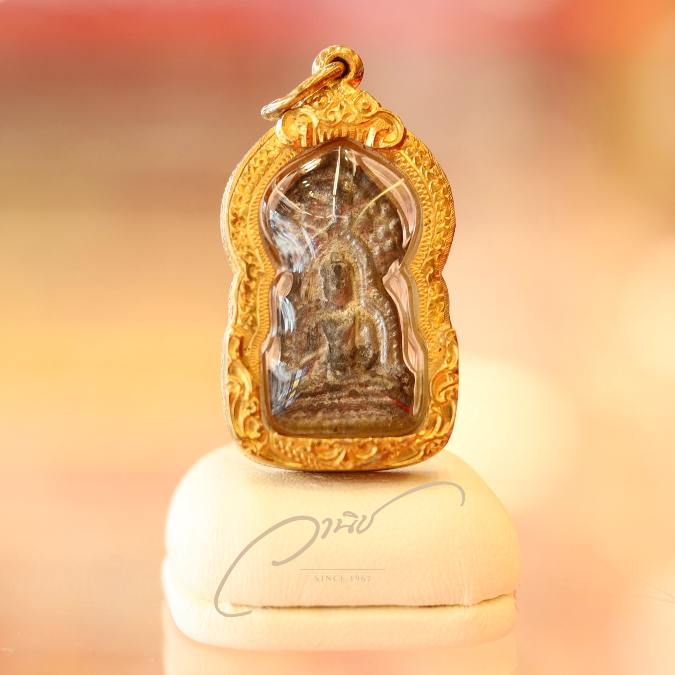 ร้านเลี่ยมพระในอยุธยา รับเลี่ยมพระกันน้ำ รอรับได้เลย ร้านอยู่ในตัวเมืองอยุธยา (ห้างทองทองดี)