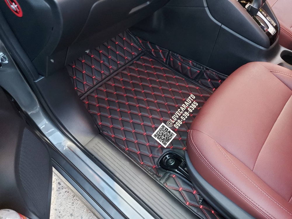 พรมปูพื้นรถยนต์ Nissan Almera 2023 สีดำด้ายแดง