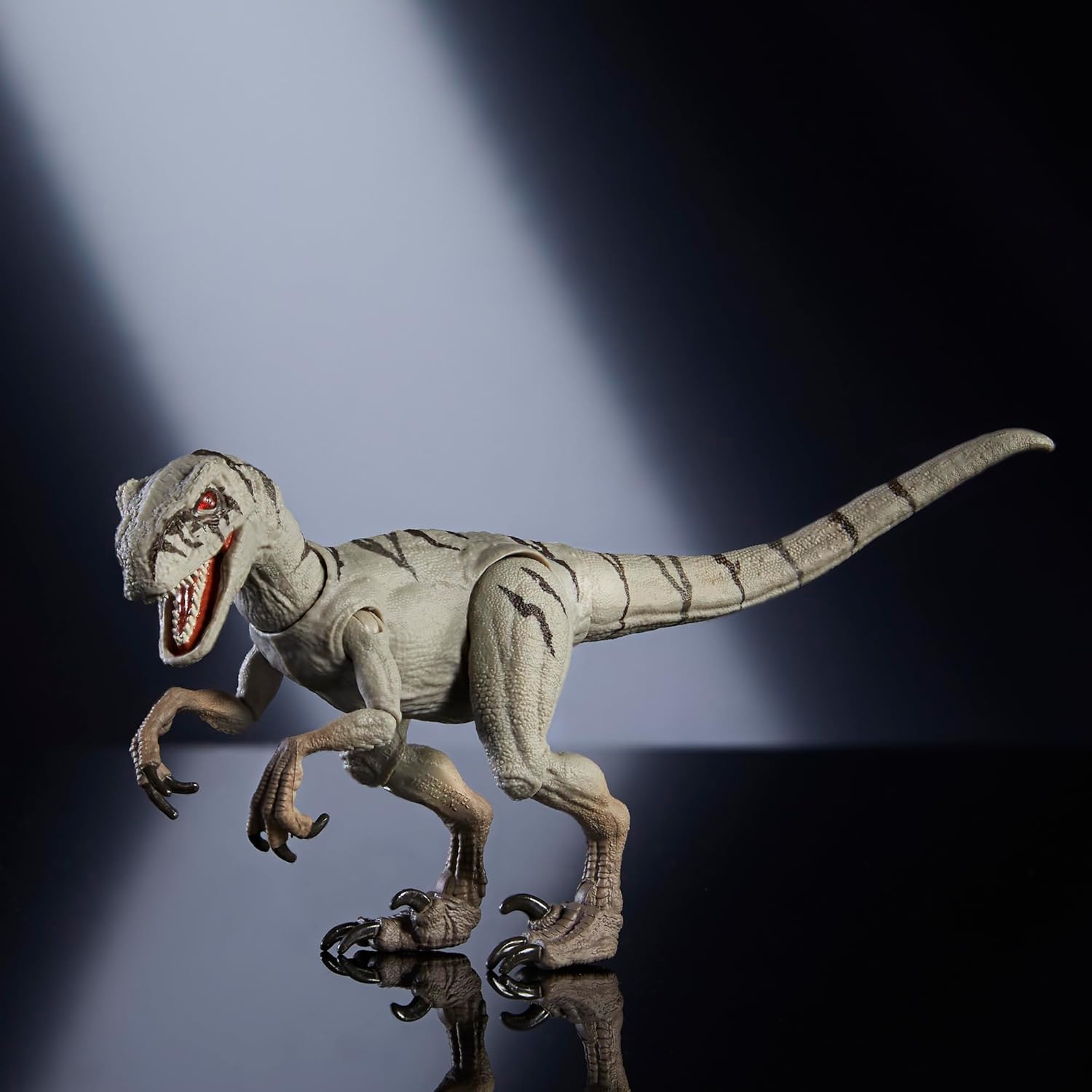 **MTS Toys**Mattel Jurassic World Hammond Collection : JDJ06 Atrociraptor 'Ghost' [ความยาวจากหัวถึงหาง 17.5 ซ.ม.]