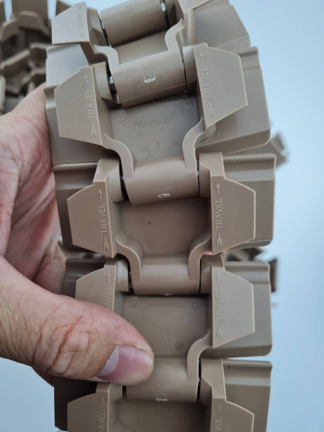 Har820TAB-K325 curve top chain สายพานลำเลียง(Conveyer) ขวดในโรงงานอุตสาหกรรมเป่าขวดหรือโรงงานผลิตน้ำแบบโค้ง