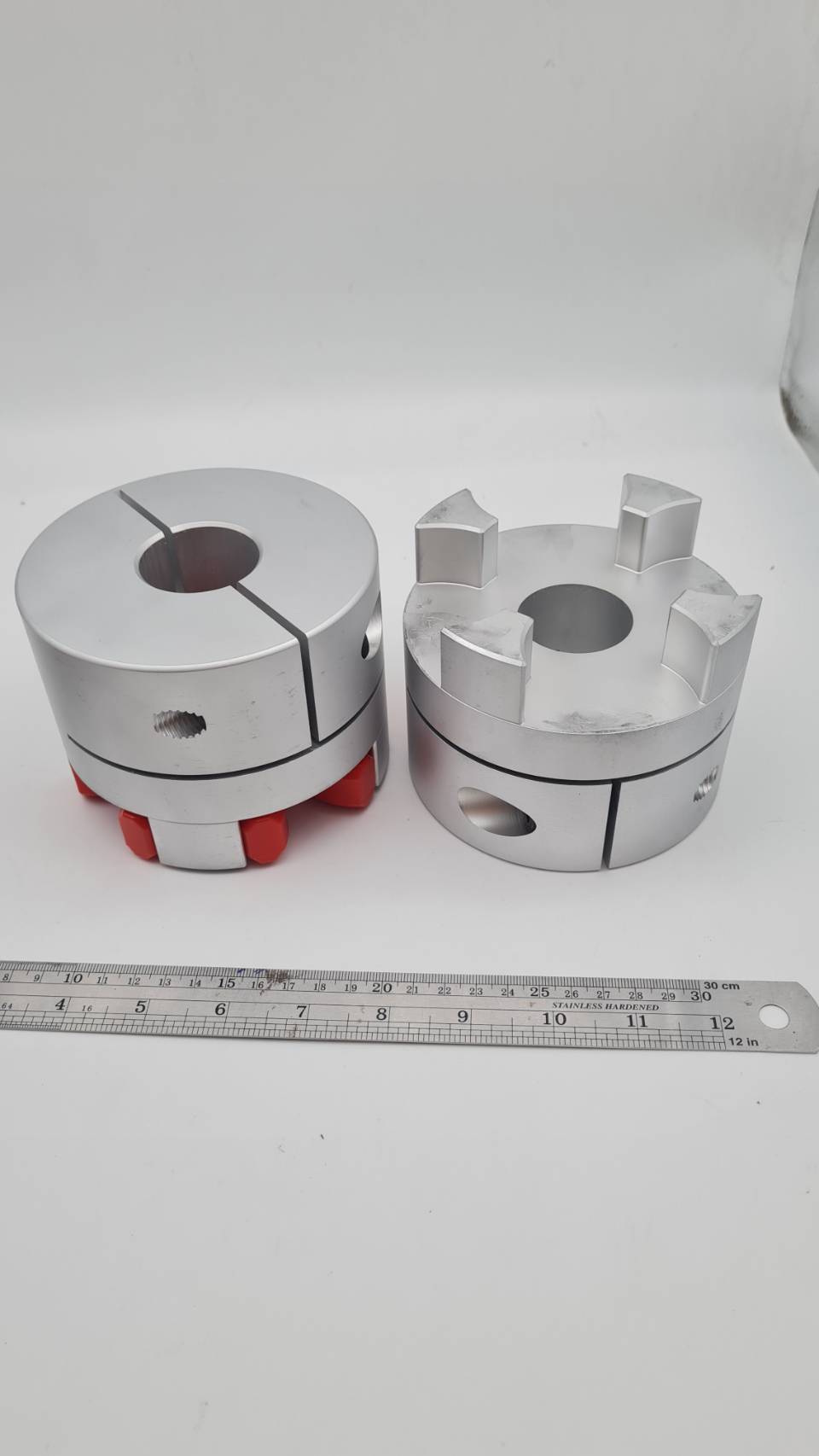 ไทย Jaw Coupling ขนาด โต 120 มิลลิเมตร และ 95 มิลลิเมตร(ทำรูเองได้)