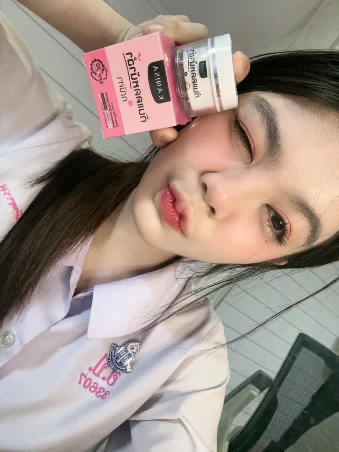 กณิศา (5กรัม/10กรัม) กันแดดหน้าฉ่ำ Kanisa Nah Cham Cc Sunscreen SPF30 PA+++