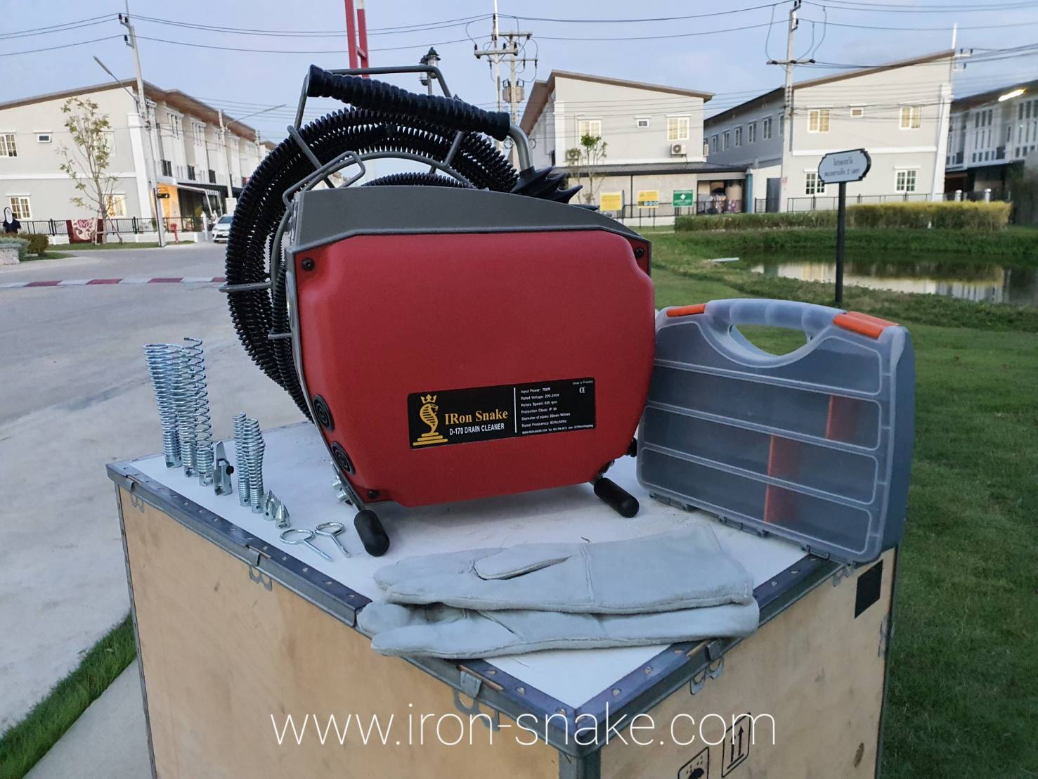 เครื่องทะลวงท่อ งูเหล็ก ironsnake รุ่น D-170 งูเหล็กทะลวงท่อ เครื่องทะลวงท่อไฟฟ้า