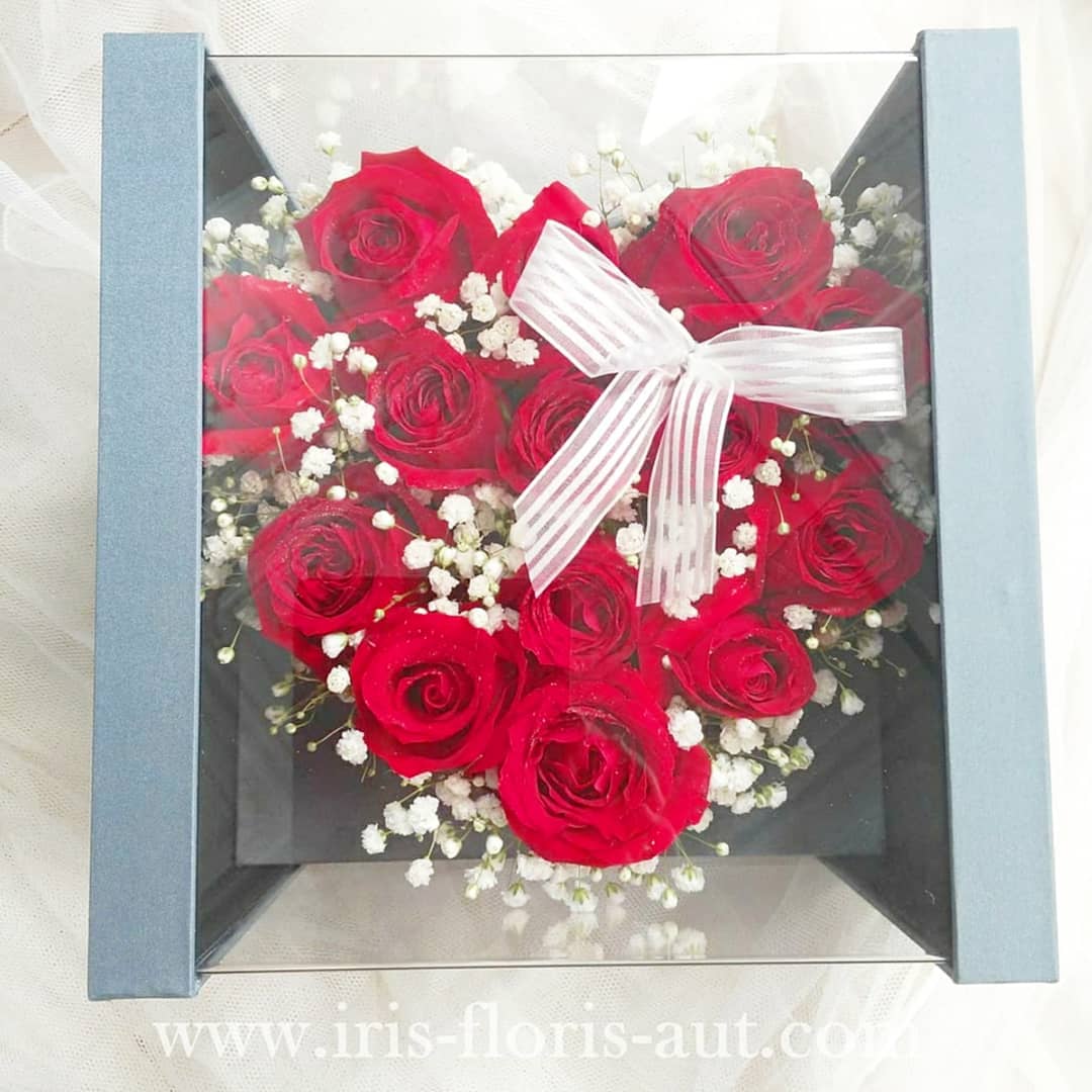 Romantic Hard Flower Box