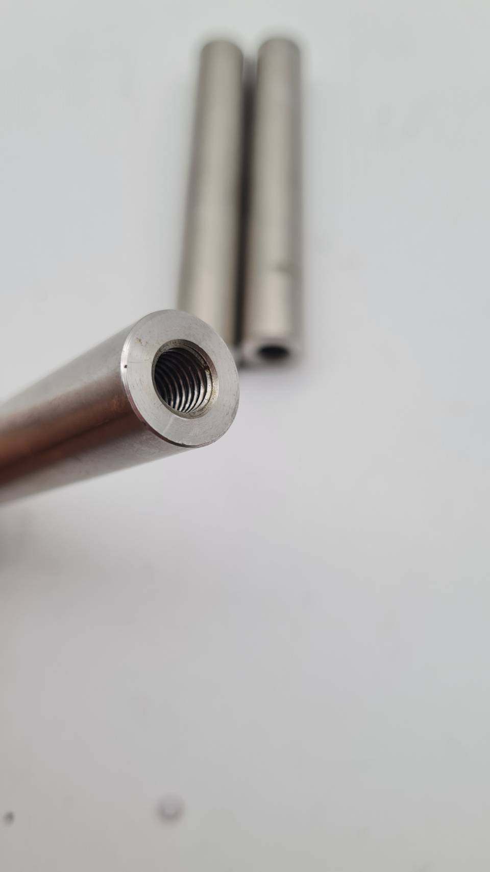 สายพาน Top chain แกนเพลาขนาด 16 มม ยาว 101 มม M8 SUS304 สำหรับประกอบโครงสายพาน Top chain.