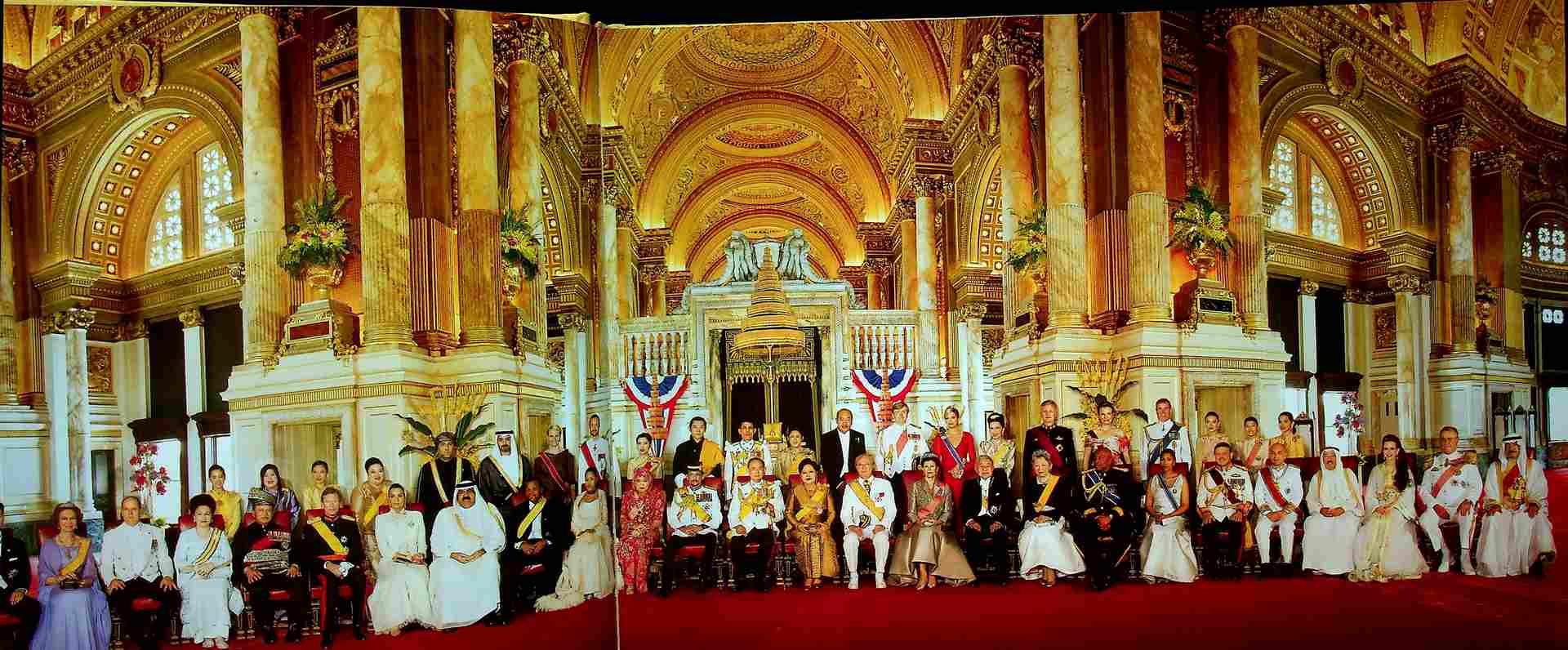 ประชาปีติ บันทึกแห่งปีมหามงคล พระบารมีปกเกล้า กรมโยธาธิการและผังเมือง