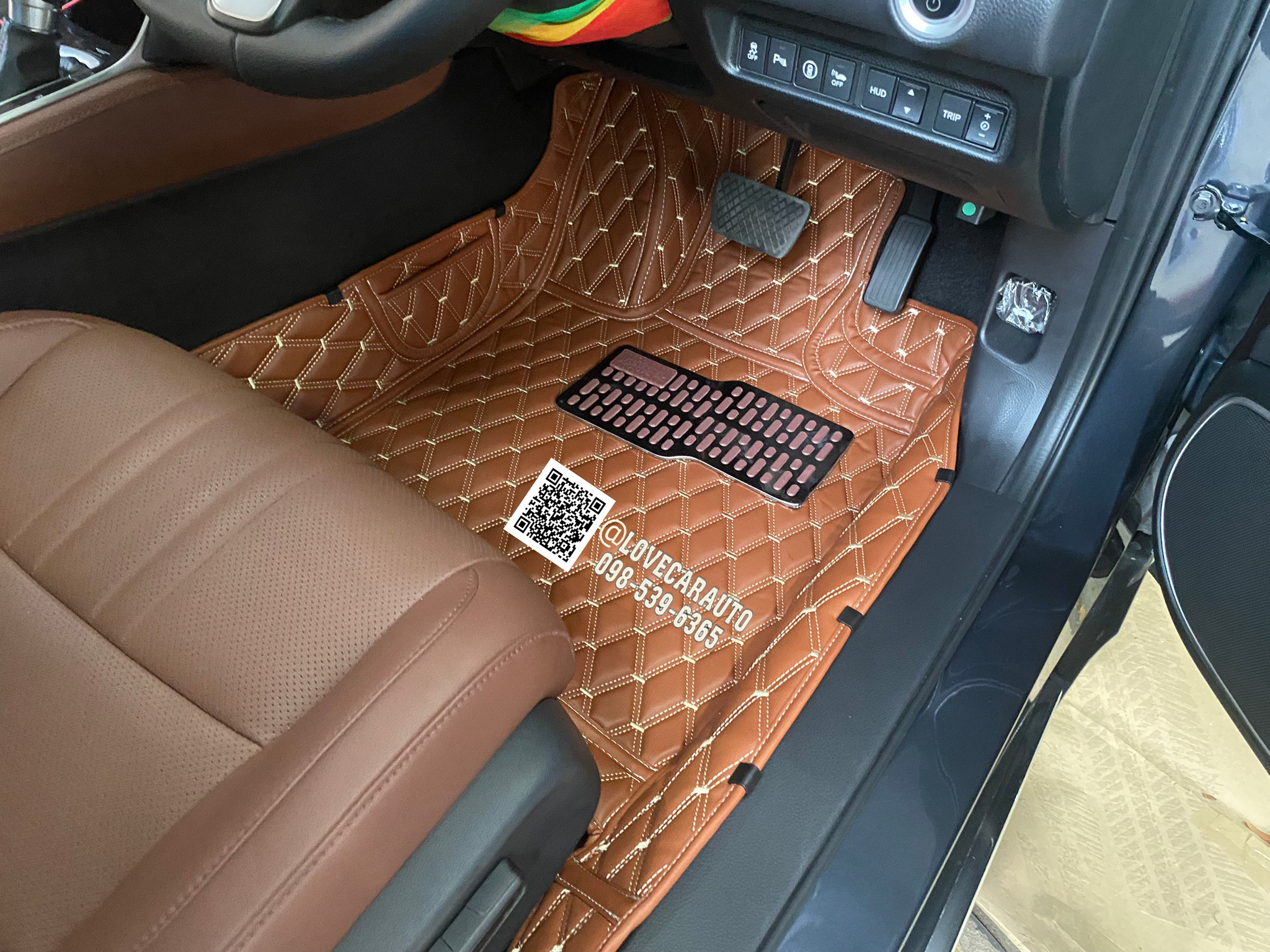 พรมปูพื้นรถยนต์ Honda Accord G10 2023 ด้ายคู่ สีน้ำตาลเข้ม