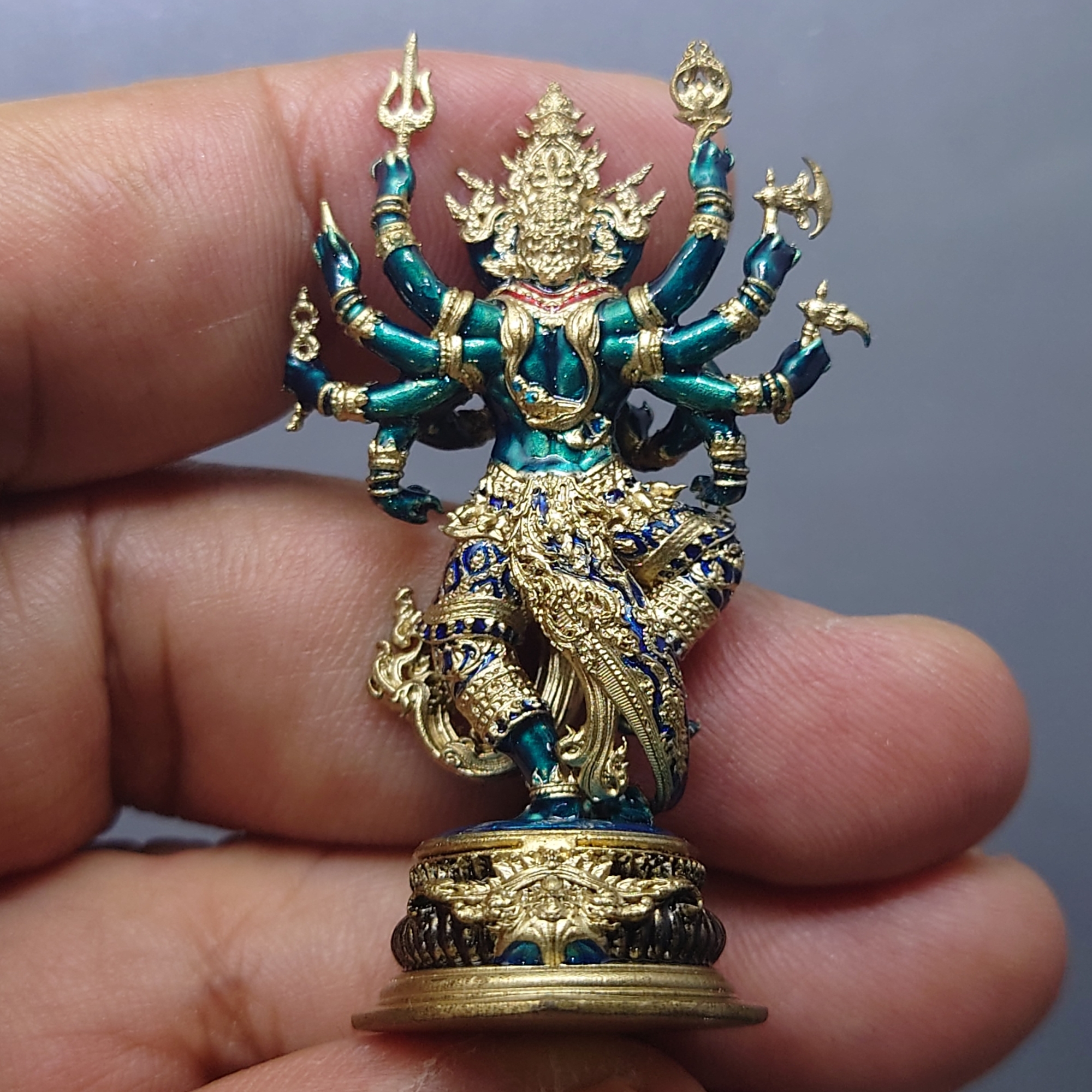 พระพิฆเนศแห่งน้ำ จาลบินายัค เนื้อชนวนลงยา กายน้ำเงิน รายการแจกศูนย์จอง ปลุกเสกโดย พราหมณ์หลวง สมาคมพระพิฆเนศแห่งประเทศไทย ปี2567 พร้อมกล่องเดิม