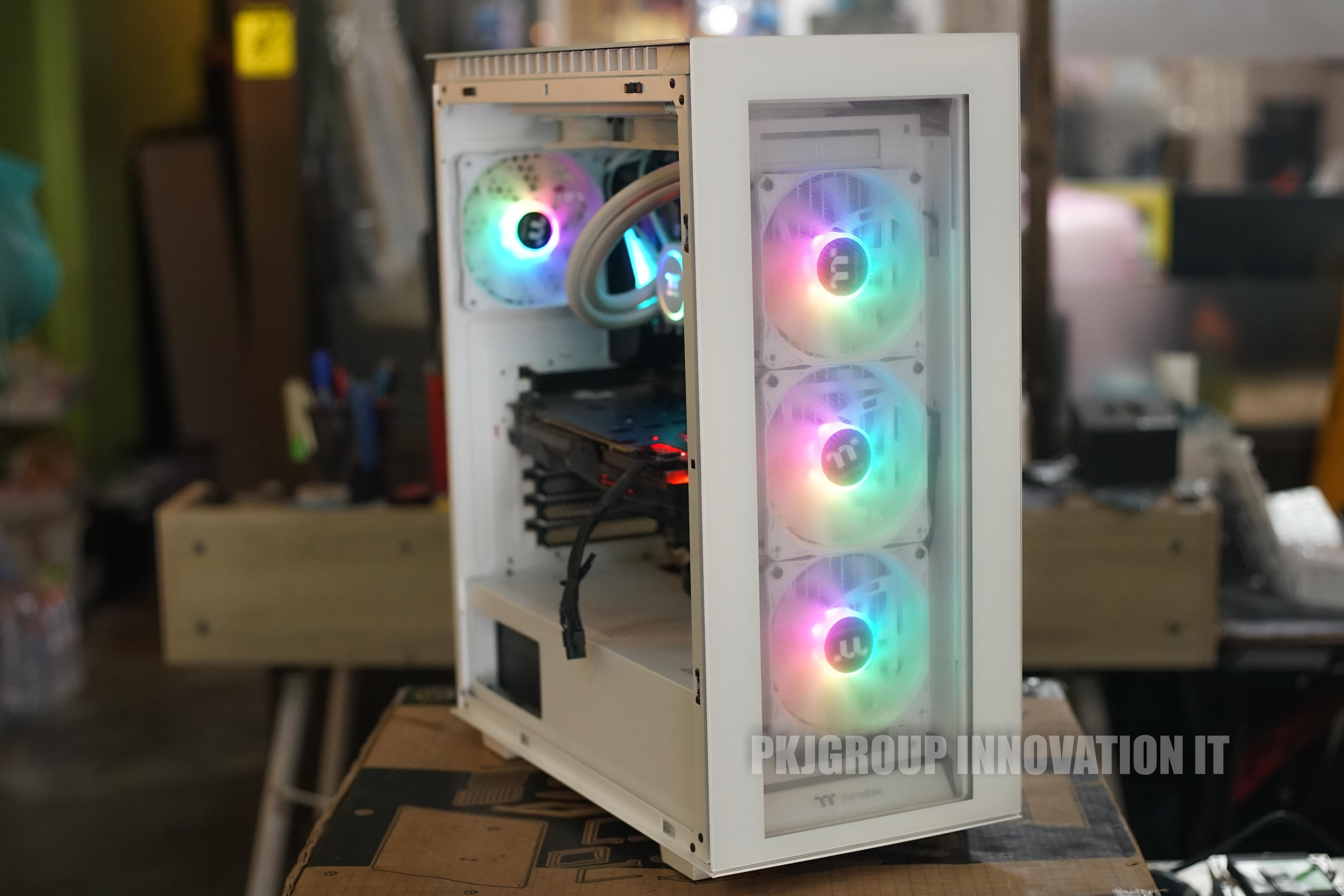 คอมเล่นเกมมือสอง i7-7700 RAM 16 GB M.2 1 TB GTX1070 มีชุดน้ำ 3 ตอน