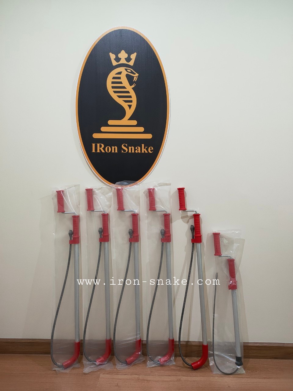 ไม้ทะลวงชักโครก D-6 ไม้ทะลวงชักโครก เครื่องทะลวงท่อ งูเหล็ก D-6 IRon Snake