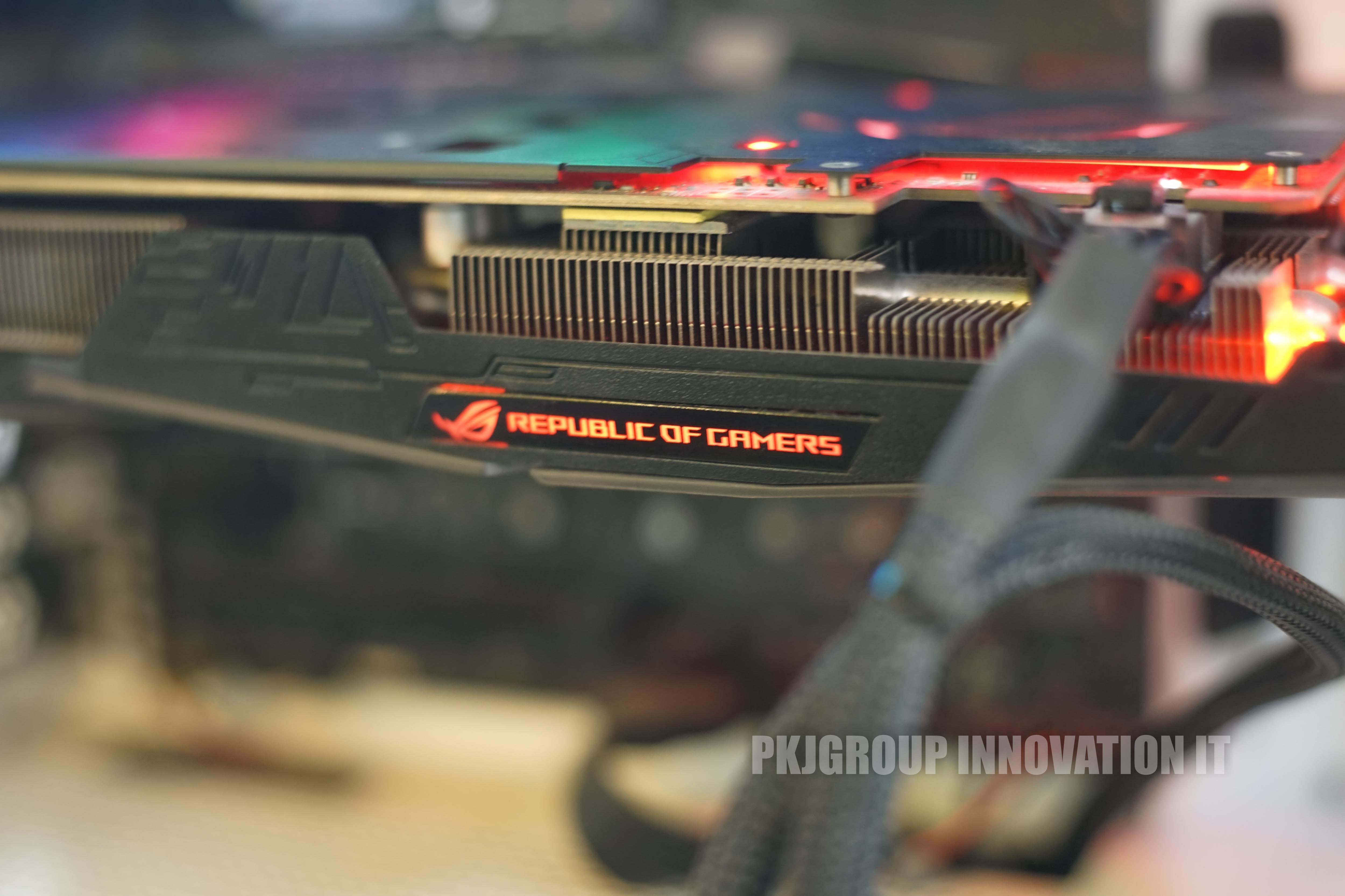 คอมเล่นเกมมือสอง i7-7700 RAM 16 GB M.2 1 TB GTX1070 มีชุดน้ำ 3 ตอน