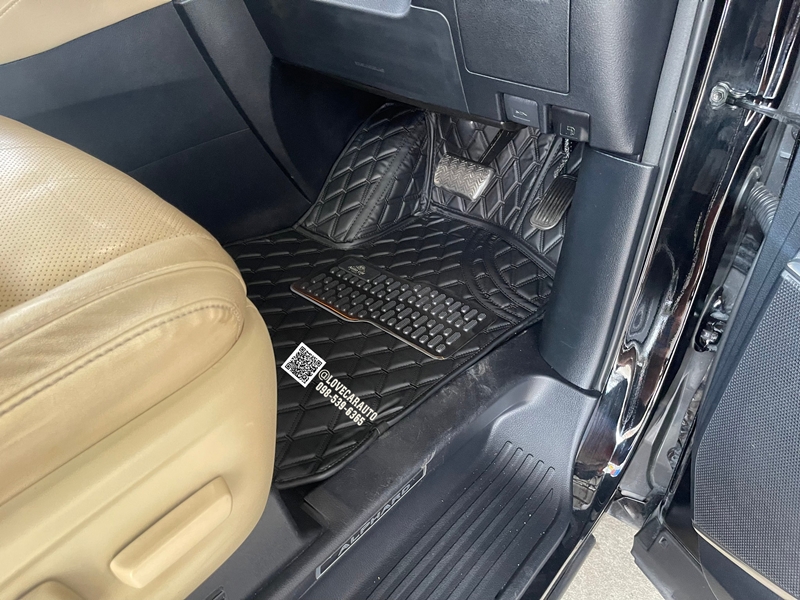 พรมปูพื้นรถตู้ 6D Toyota Alphard 30 ปี 2018 สีดำด้ายดำ