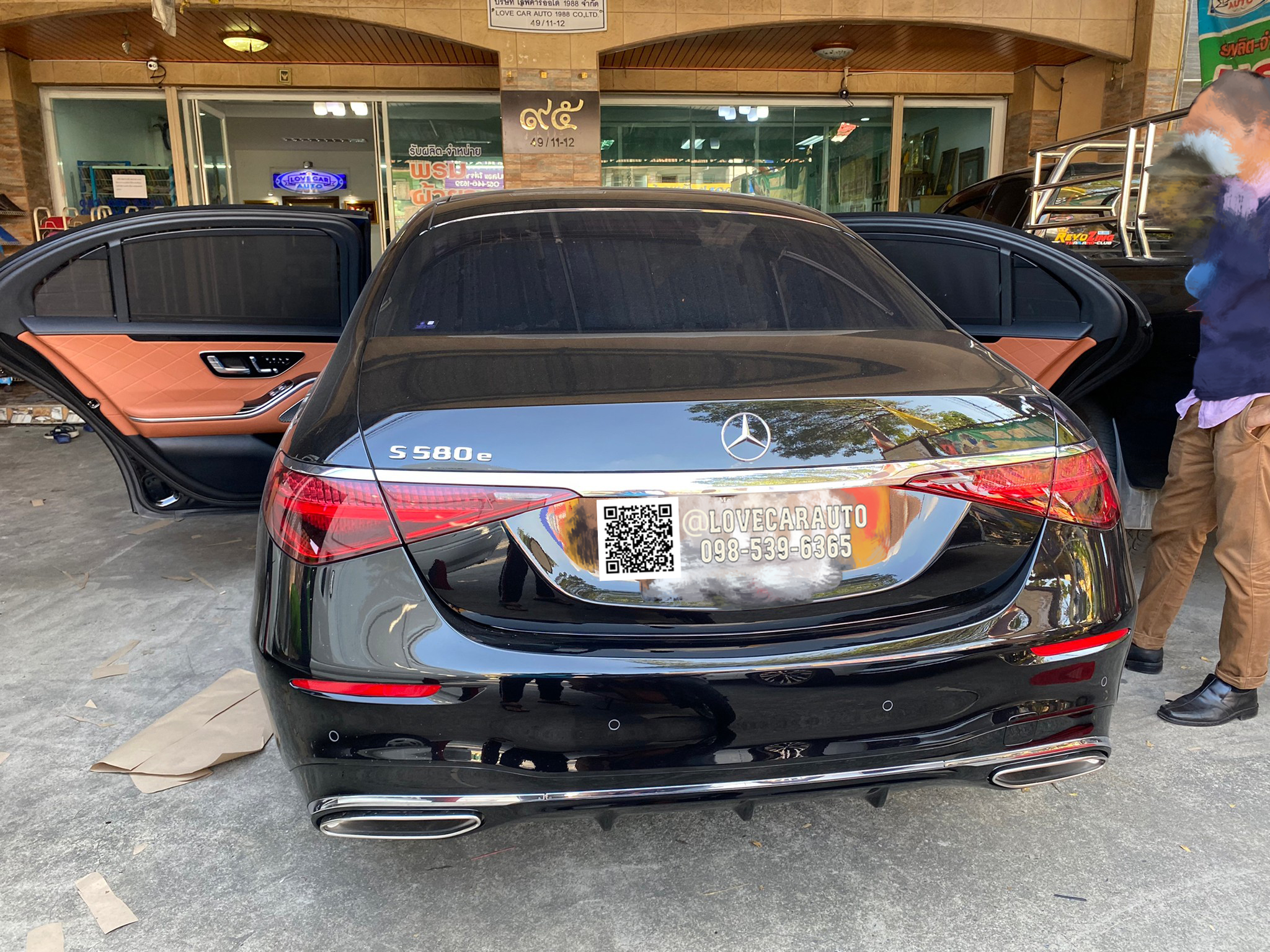 พรม6D Benz S580e W223 สีแดงเลือดหมู