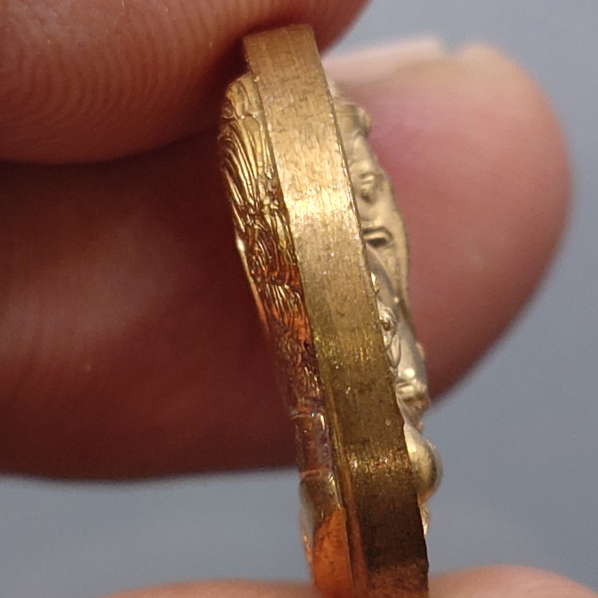 เหรียญพระพิฆเนศ หลังศาสตราจารย์ ศิลป์ พีระศรี เนื้อบรอนซ์ พิมพ์เล็ก ที่ระลึกครบรอบ 70 ปี ม.ศิลปากร พ.ศ.2556