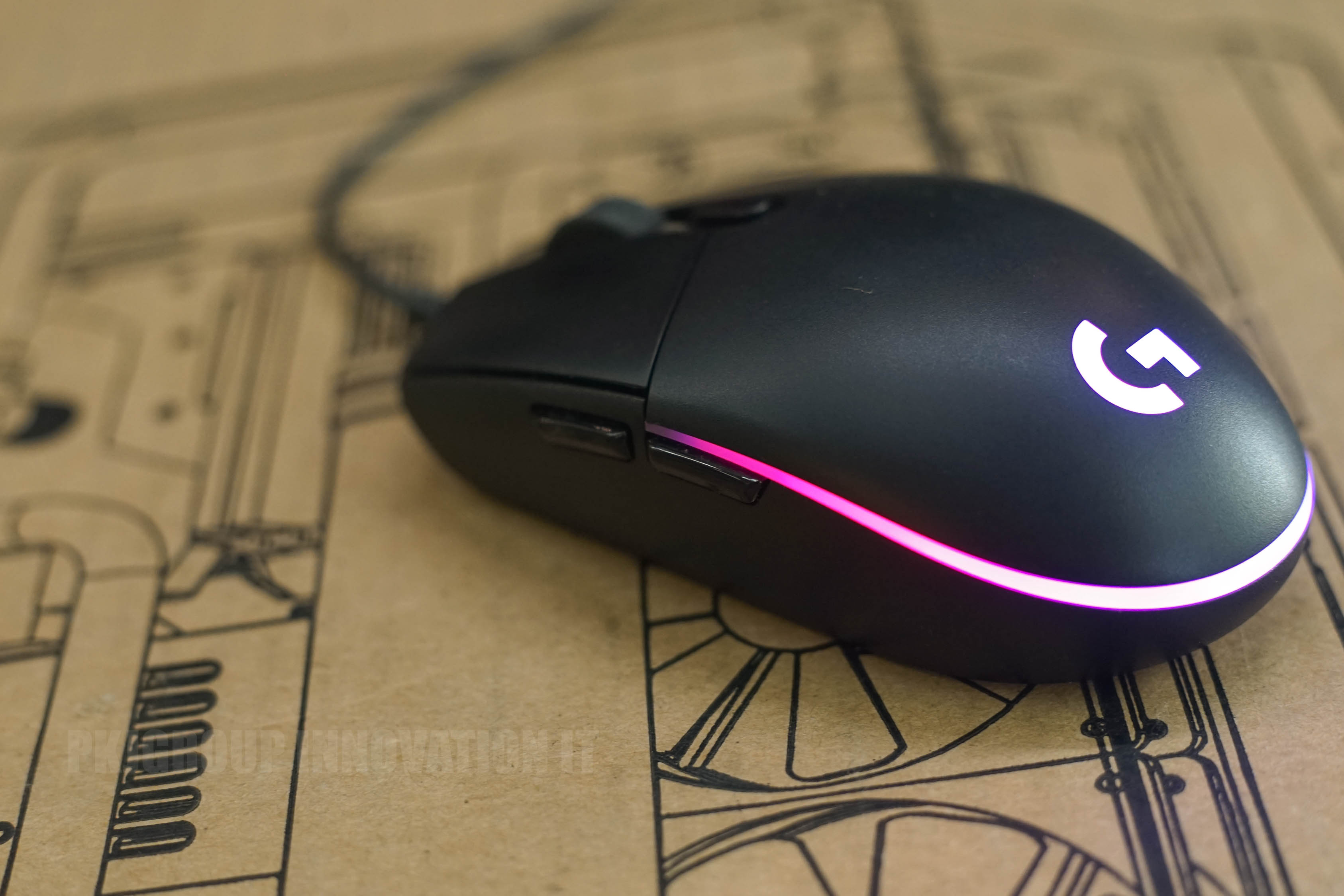 เมาส์เล่นเกมมือสอง Logitech G102 LIGHTSYNC BLACK