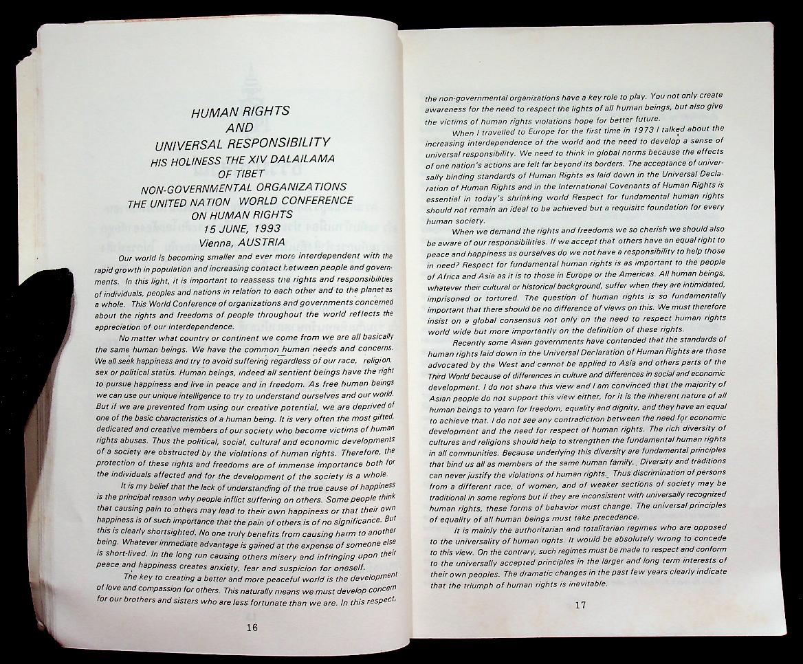 อโหสิกรรมนำสันติสุข ที่ระลึกในงานพิธีบำเพ็ญกุศลฌาปนกิจศพ ผู้เสียชีวิตเนื่องจากเหตุการณ์ไม่สงบเรียบร้อย เดือนพฤษภาคม 2535 จำนวน 3 ศพ ซึ่งเป็นบุคคลนิรนาม (ชายไทยไม่ทราบชื่อ)