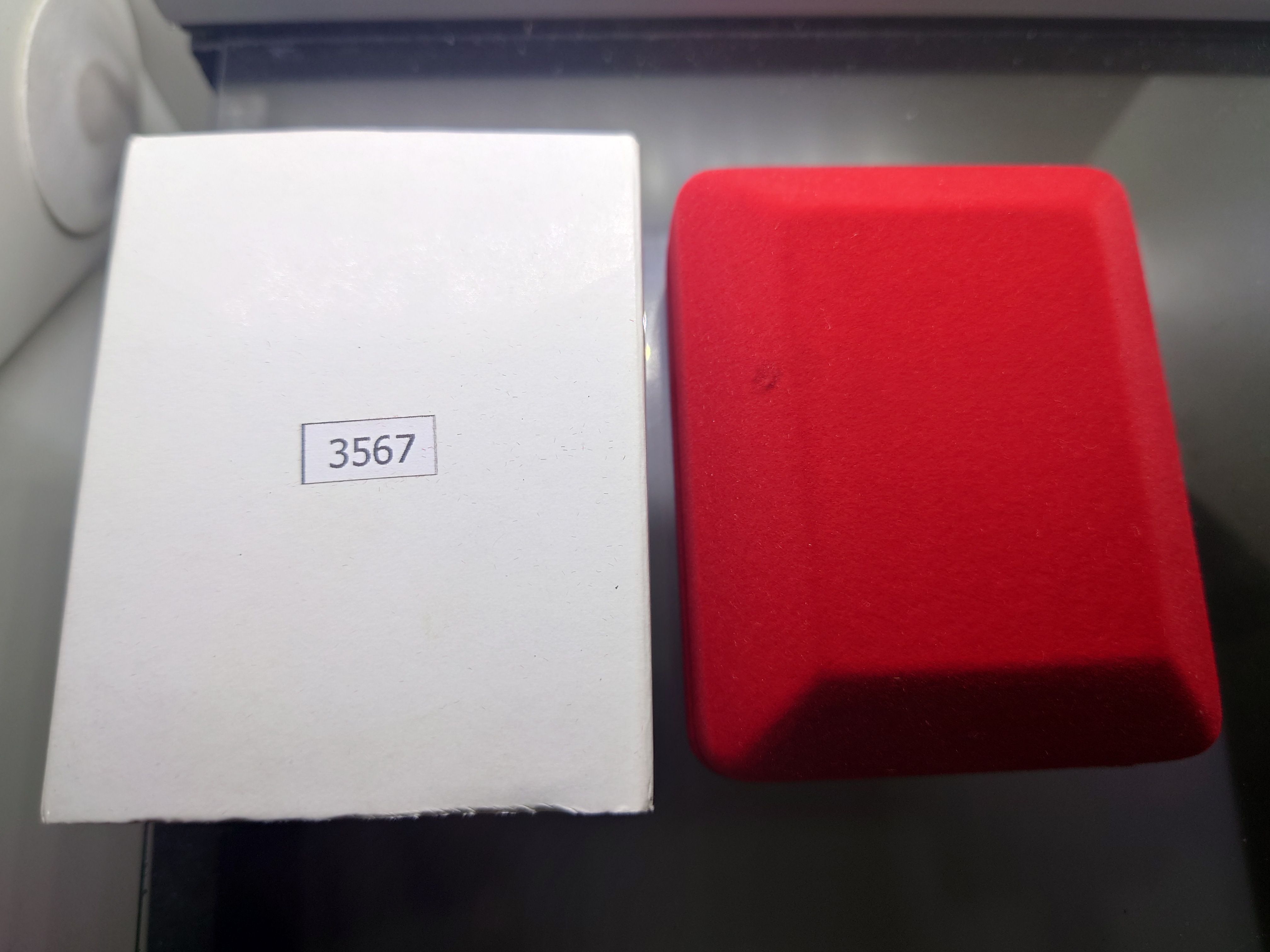 เหรียญทองคำ รัชกาลที่9 ที่ระลึกสร้างอุทยานราชภักดิ์ พร้อมกล่องเดิมๆ โคท 3567 พ.ศ.2558