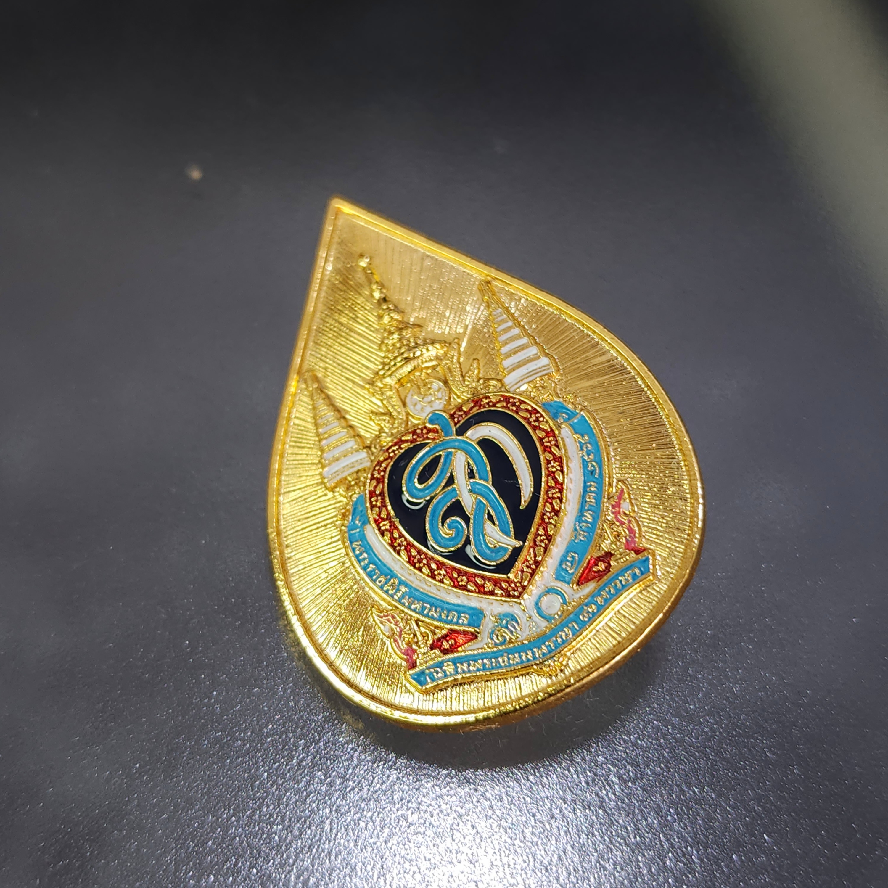 เข็มกลัด เข็มพระราชทาน พระพันปีหลวง (ราชินี) ครบรอบ 90 พรรษา พ.ศ.2565