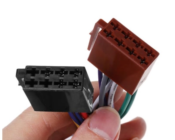 ปลั๊กตรงรุ่น Toyota สำหรับเปลี่ยนวิทยุ เครื่องเสียง 2din แบบปลั๊ก ISO ไม่ตัดต่อสายไฟ