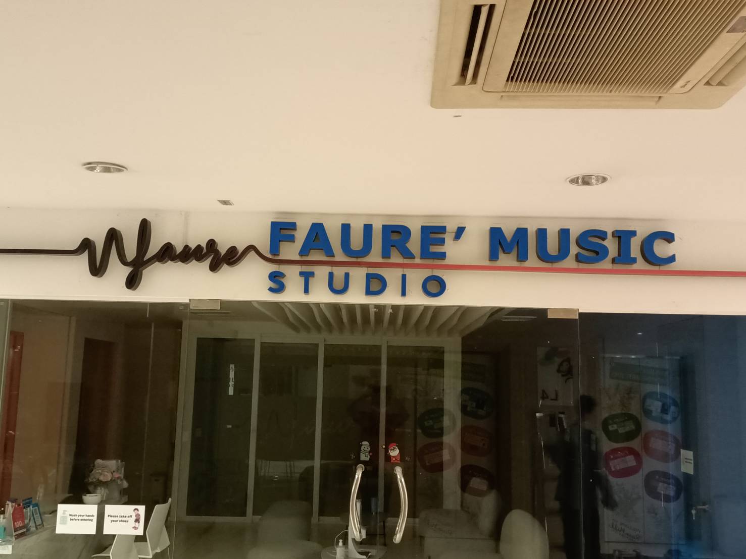 ป้ายไฟออกหน้า งานFAURE'MUSIC STUDIO ป้ายตัวอักษรออกไฟแอลอีดีไฟออกหน้า