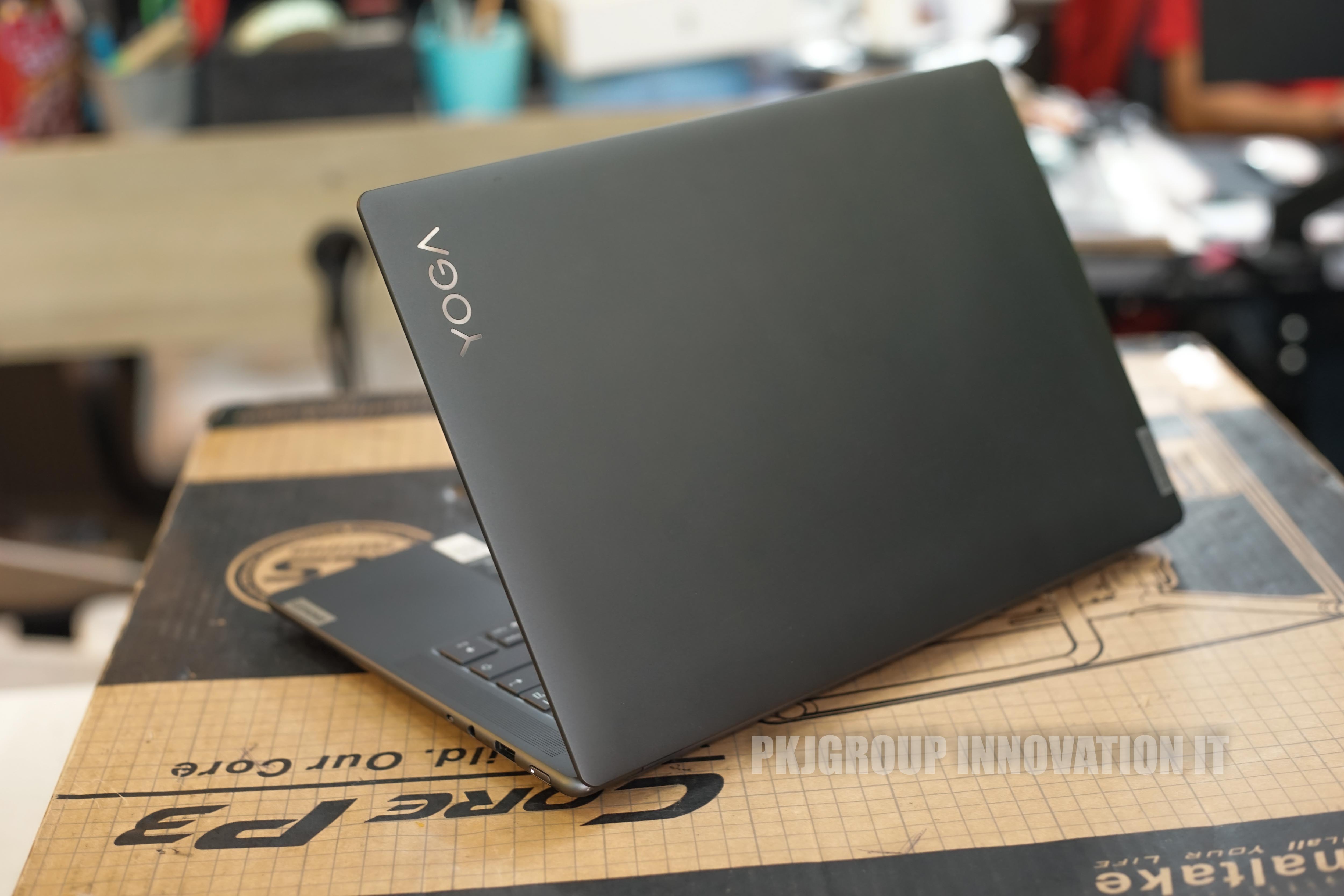 โน๊ตบุ๊คทำงานมือสอง Lenovo Yoga Slim 7 ProX 14ARH7 R7 6800HS RAM 16GB SSD 1TB RTX3050