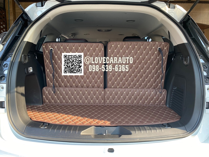 พรมปูพื้นรถยนต์ VVIP ด้ายคู่ Isuzu Mux 2023 สีกาแฟ เต็มคัน