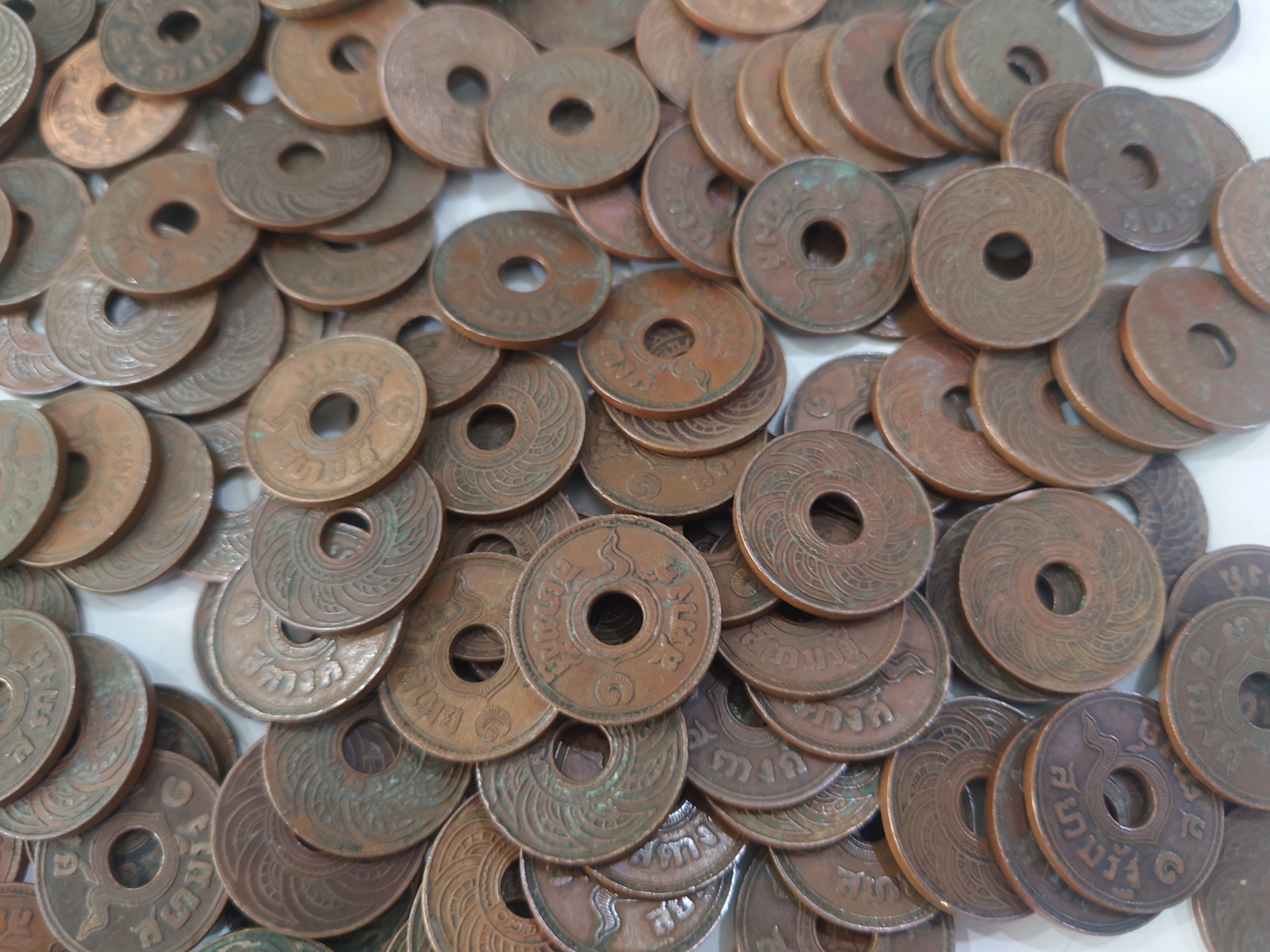 สตางค์รู 1 สตางค์ เนื้อทองแดง คละปี คละสภาพ ราคาย่อมเยา สภาพผ่านใช้งาน (ราคาต่อ 1 เหรียญ)