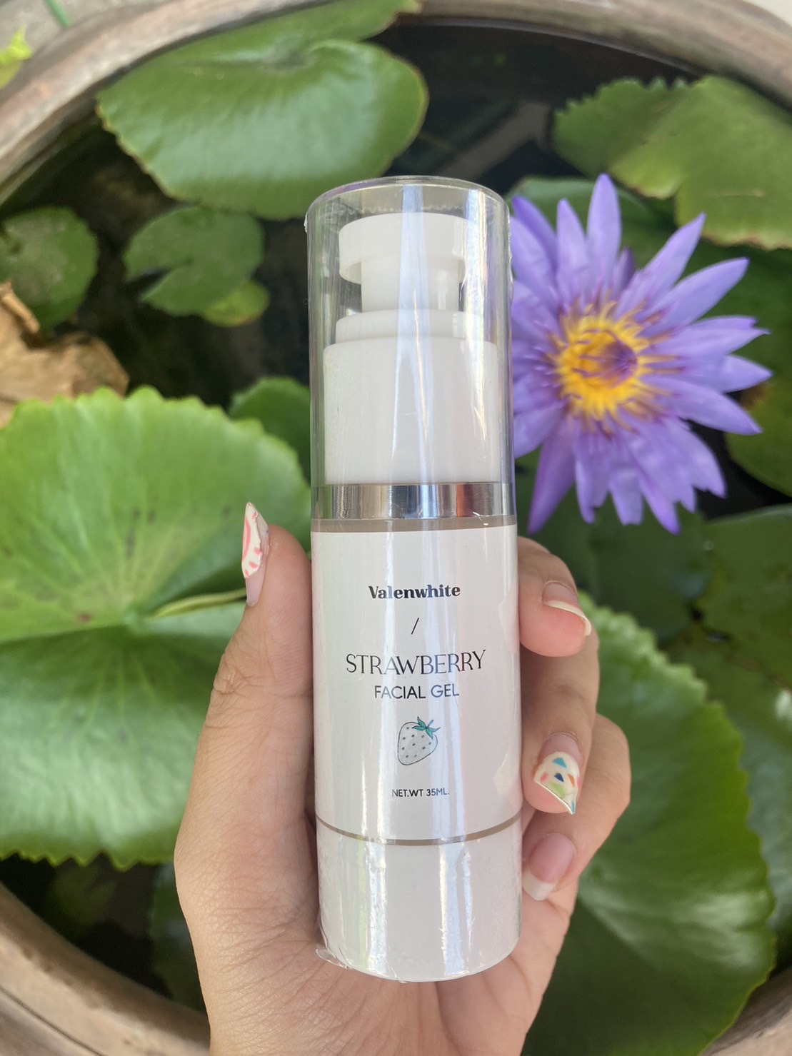 เซรั่มสตอเบอร์รี่ไวท์ เซรั่มหน้าฉ่ำวาเลนไวท์ บำรุงหน้าเช้า-เย็น 35ml.