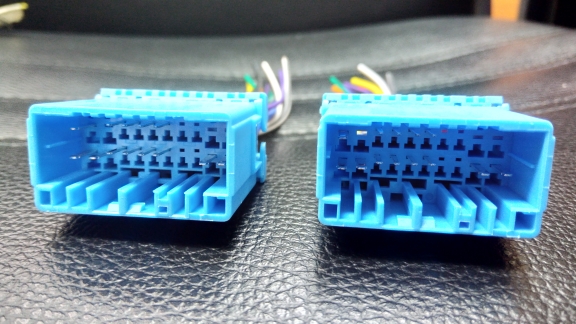 ปลั๊กเครื่องเสียงตรงรุ่น 20 pin Honda 1 (สีฟ้า) Plug adapter Audio