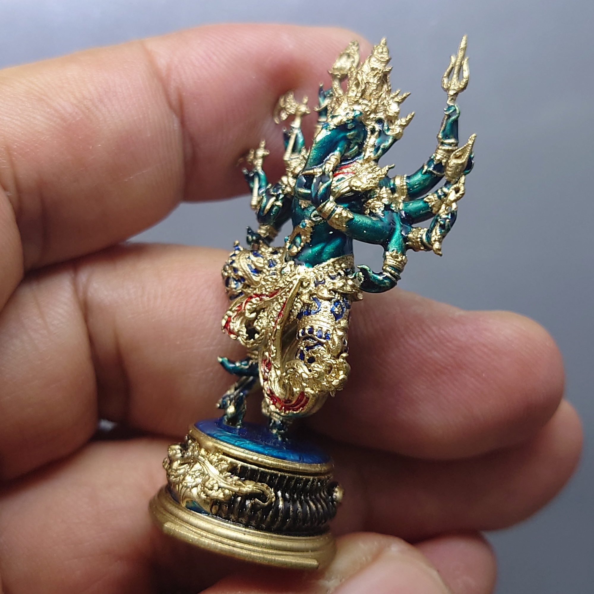 พระพิฆเนศแห่งน้ำ จาลบินายัค เนื้อชนวนลงยา กายน้ำเงิน รายการแจกศูนย์จอง ปลุกเสกโดย พราหมณ์หลวง สมาคมพระพิฆเนศแห่งประเทศไทย ปี2567 พร้อมกล่องเดิม