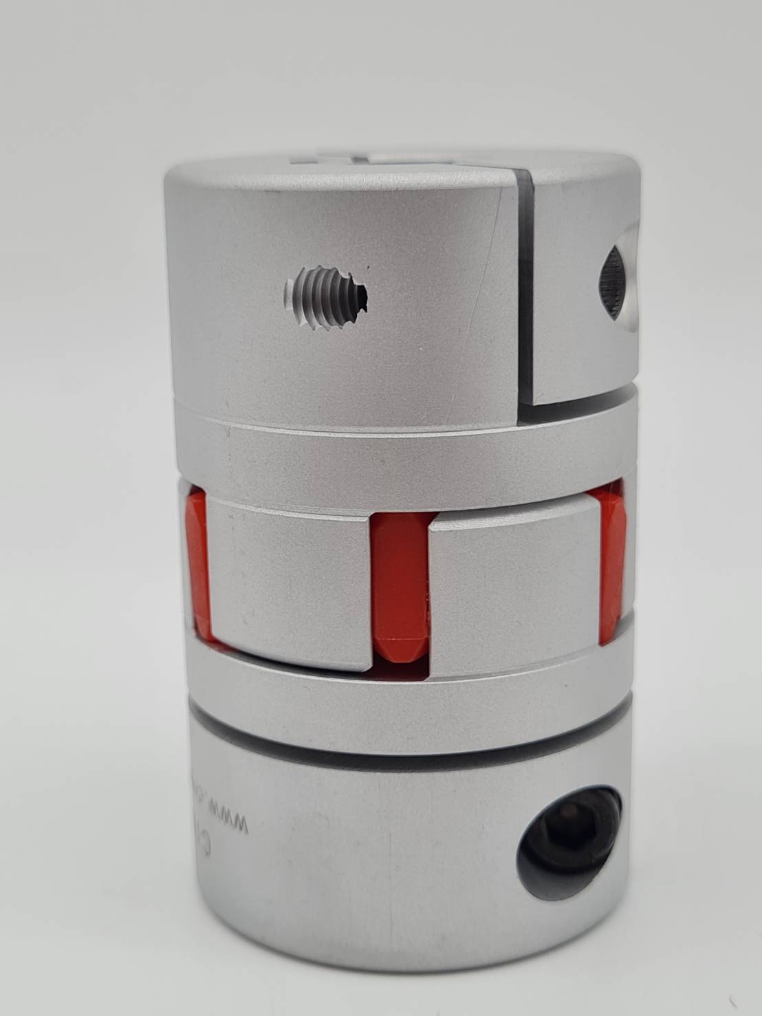 Jaw coupling ขนาดความโต 40 mm ยาว 65 mm รูมีลิ่ม ข้อต่อยืดหยุ่นสำหรับมอเตอร์และเพลาผลิตจากอลูมิเนียม 7075 จัดส่งในประเทศไทย