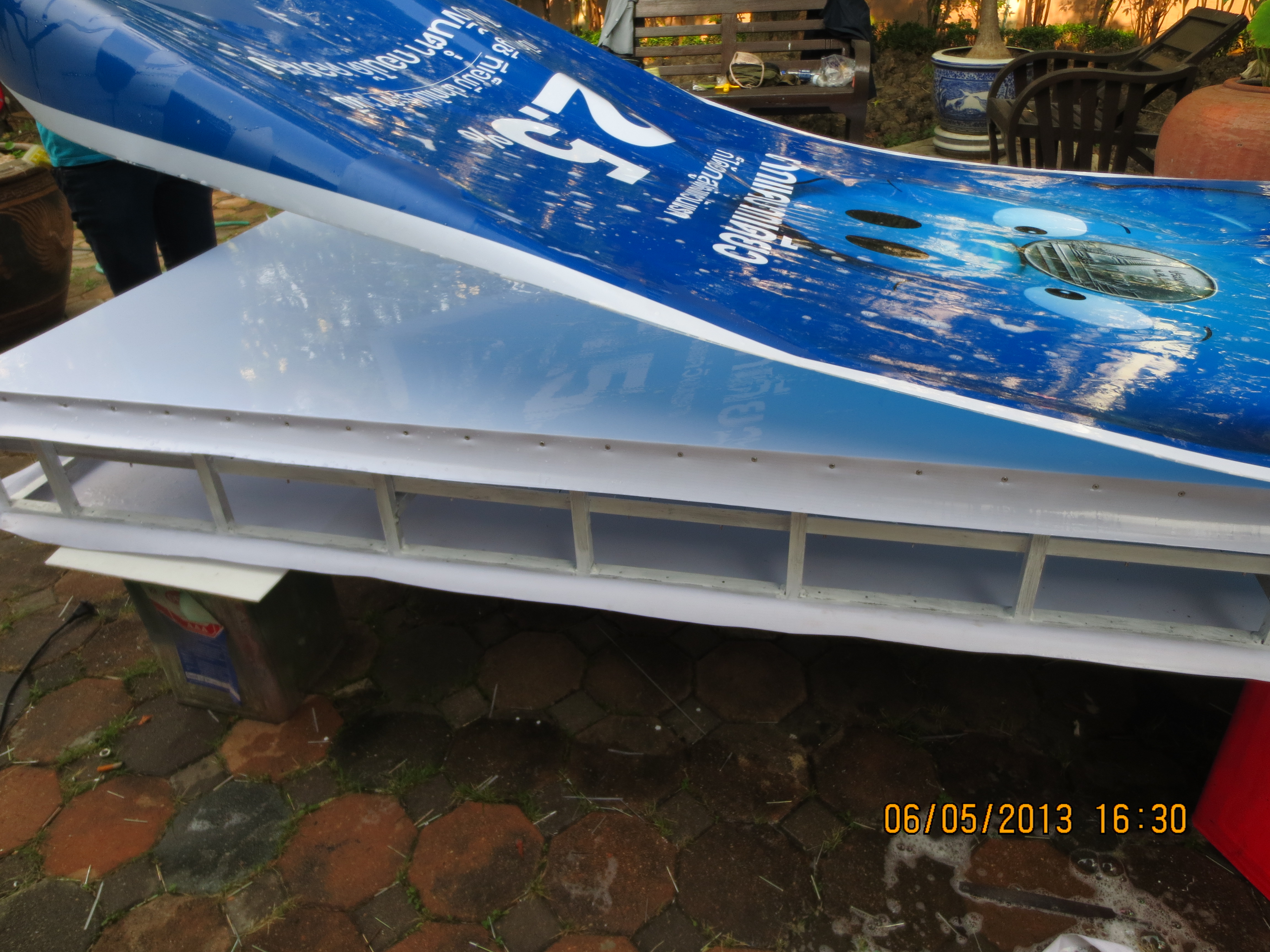 ป้ายตู้ไฟLEDไวนิล ขอบอลูมิเนียม งานธนาคารTMB ปี2013