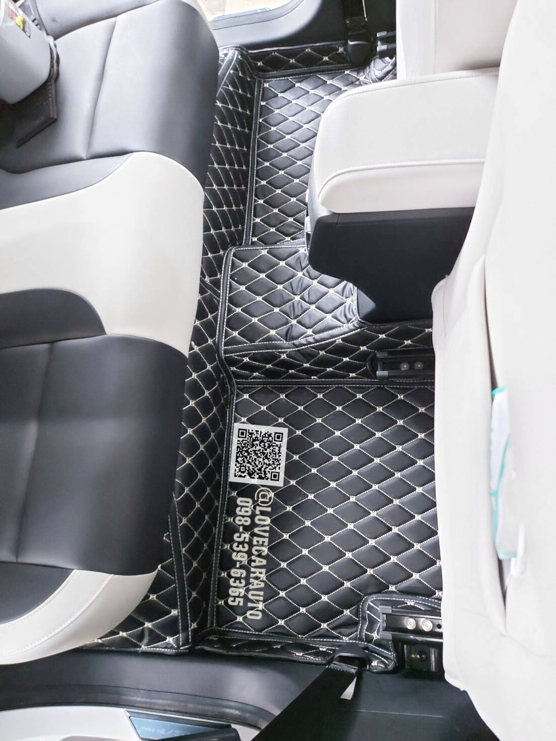 พรมปูพื้นรถยนต์ 6D MG VS HEV 2022 สีดำด้ายทอง เต็มคัน รวมซุ้มล้อ