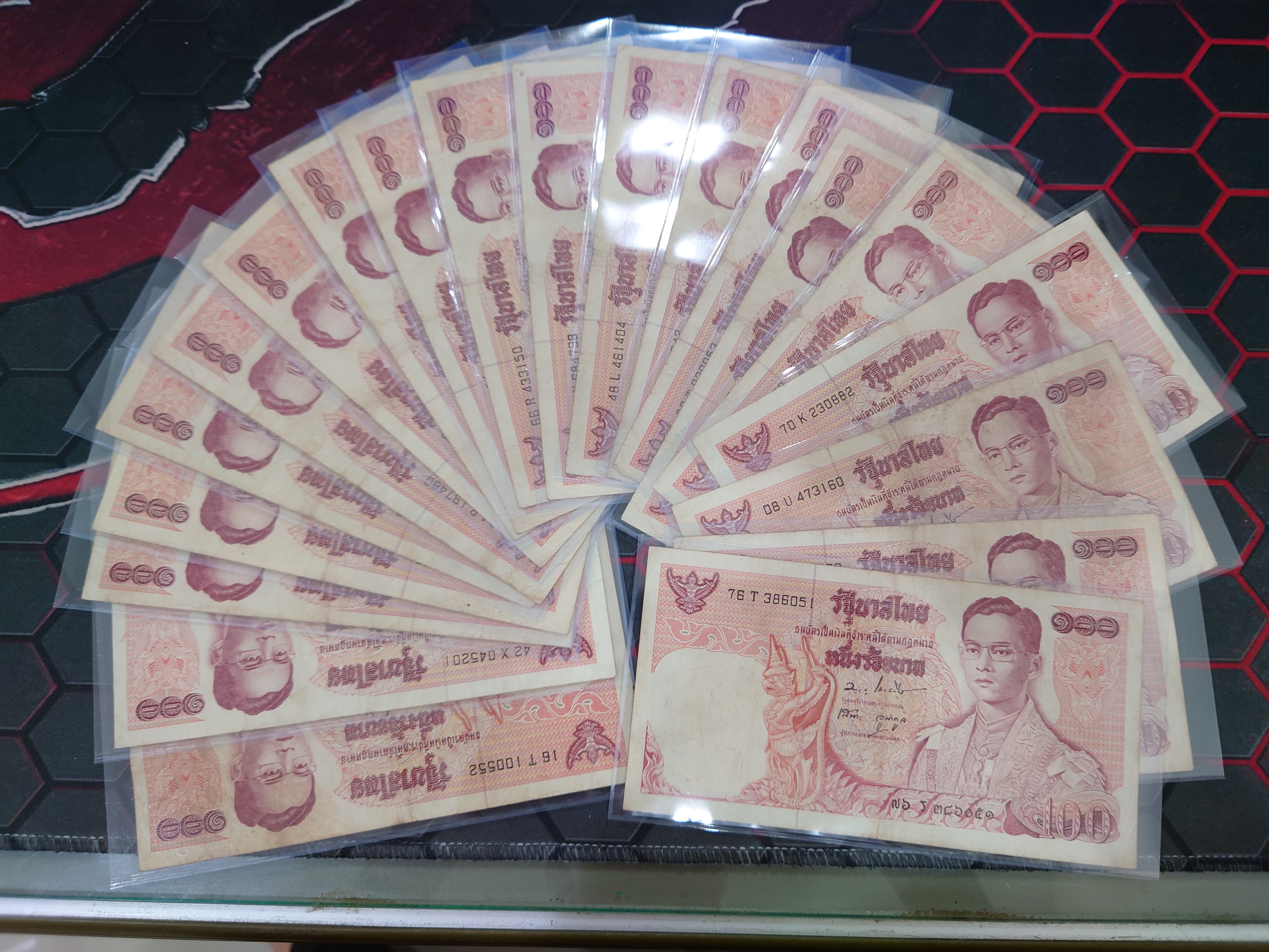 ธนบัตร 100 บาท แบบ 11 ผ่านใช้งาน (ราคาต่อ 1 แบงค์)