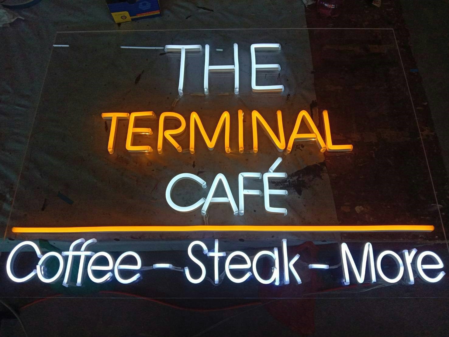 ป้ายไฟแอลอีดีนีออนเฟล็ค งานTHE TERMINAL CAFE COFFE STEAK MOREนีออน