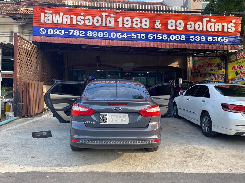 พรมปูพื้นรถยนต์ Ford Focus 2012 VVIPด้ายคู่สีดำด้ายดำ