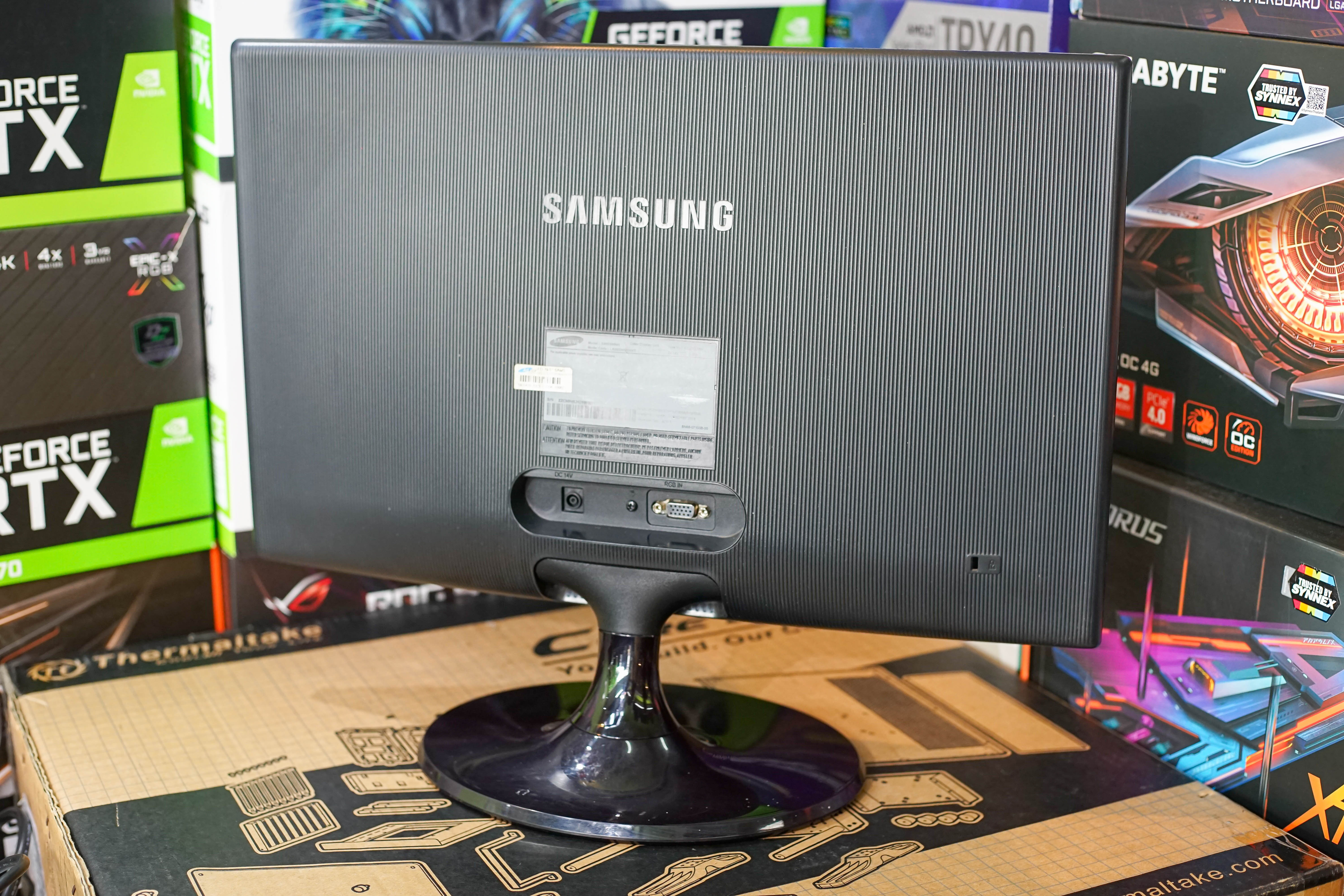 จอคอมมือสอง samsung 20" สภาพสวยพร้อมใช้