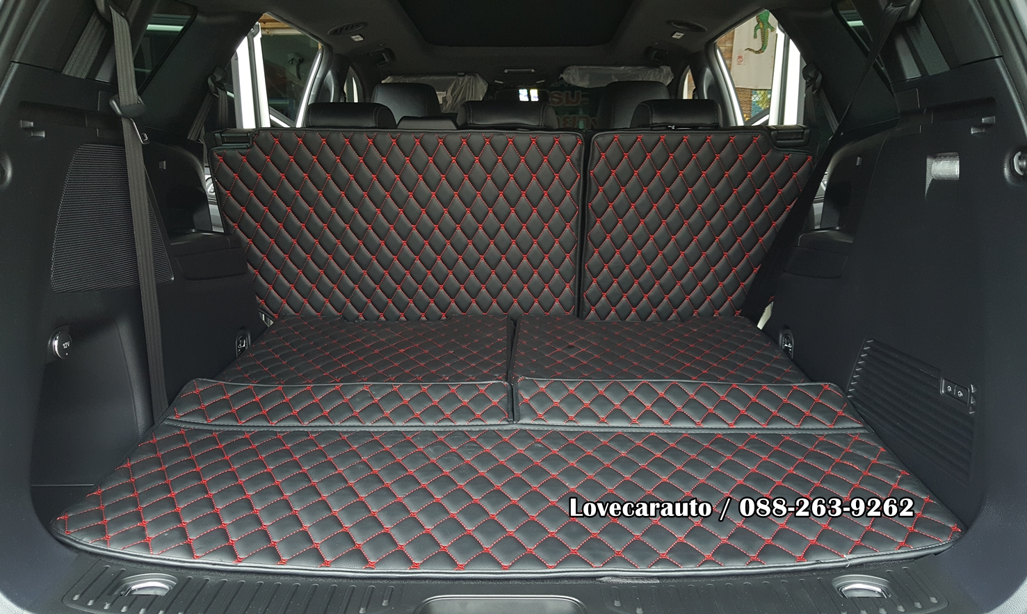 สั่งตัดพรมในรถยนต์เข้ารูป Ford Territory