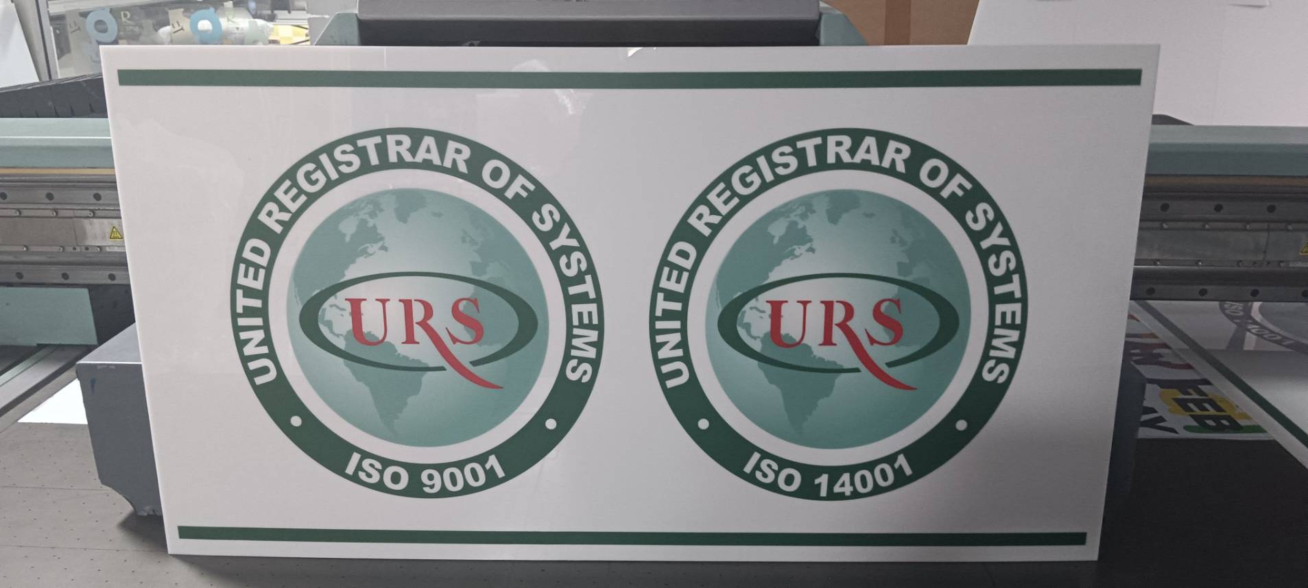 ป้ายงานพิมพ์ISO9001 และ Certified Quality Management