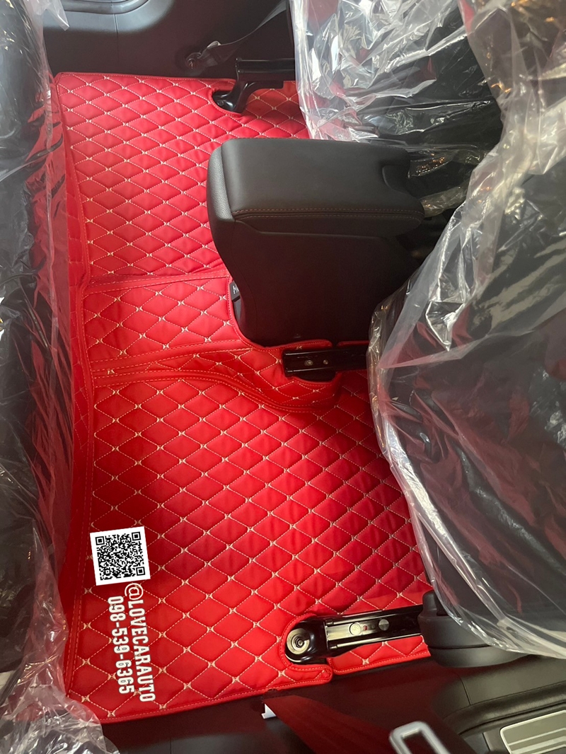 พรมปูพื้นรถยนต์ 6D Honda WRV 2023 สีแดงสด