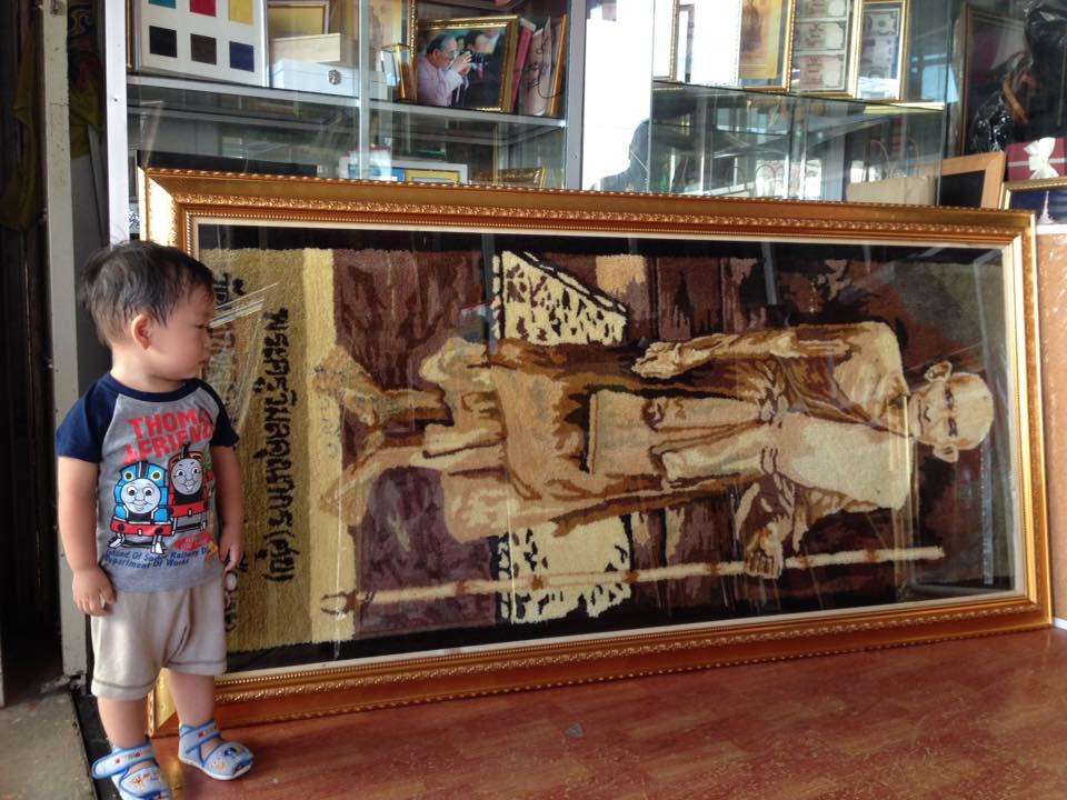 กรอบรูป พระขนาดใหญ่ 48x72"นิ้ว ทรงลึกหนา ไม้กรอบหน้า4" สีทอง