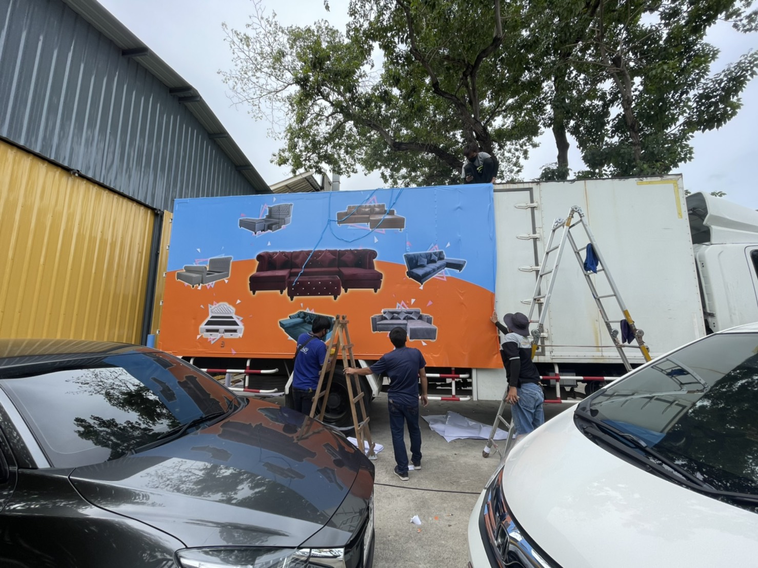 งานปริ้นท์สติกเกอร์ติดรถ งานศิวาเฟอร์นิช