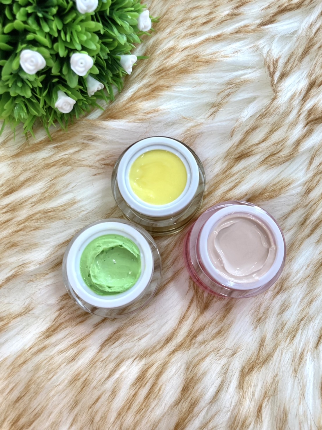 ครีมนางฟ้า ตัวแยก5กรัม เบอร์2(สีเหลือง)/เปลี่ยนสติ๊กเกอร์ใหม่