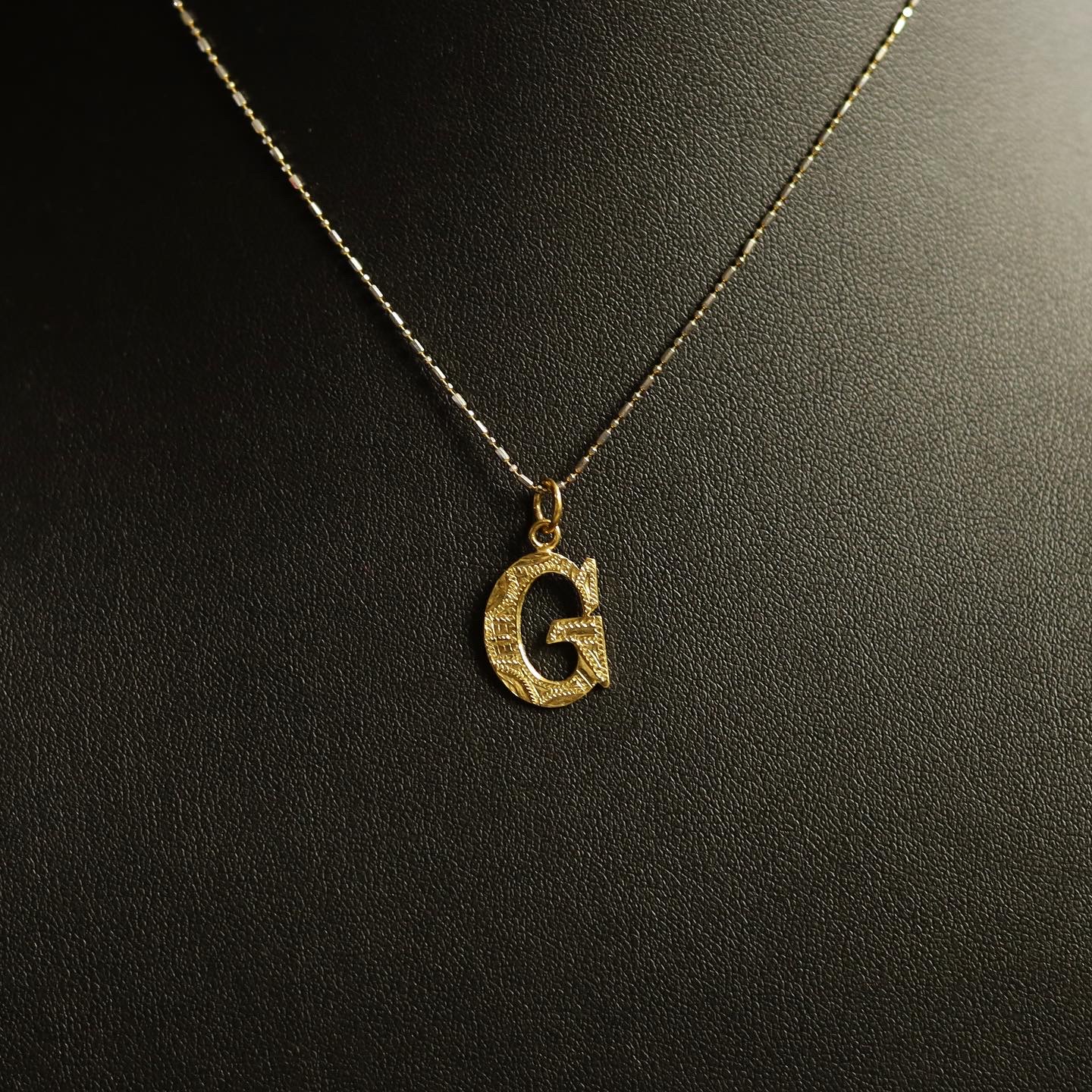 จี้ทองคำ ตัวอักษร “G” พิเศษไม่บวกค่ากำเหน็จ
